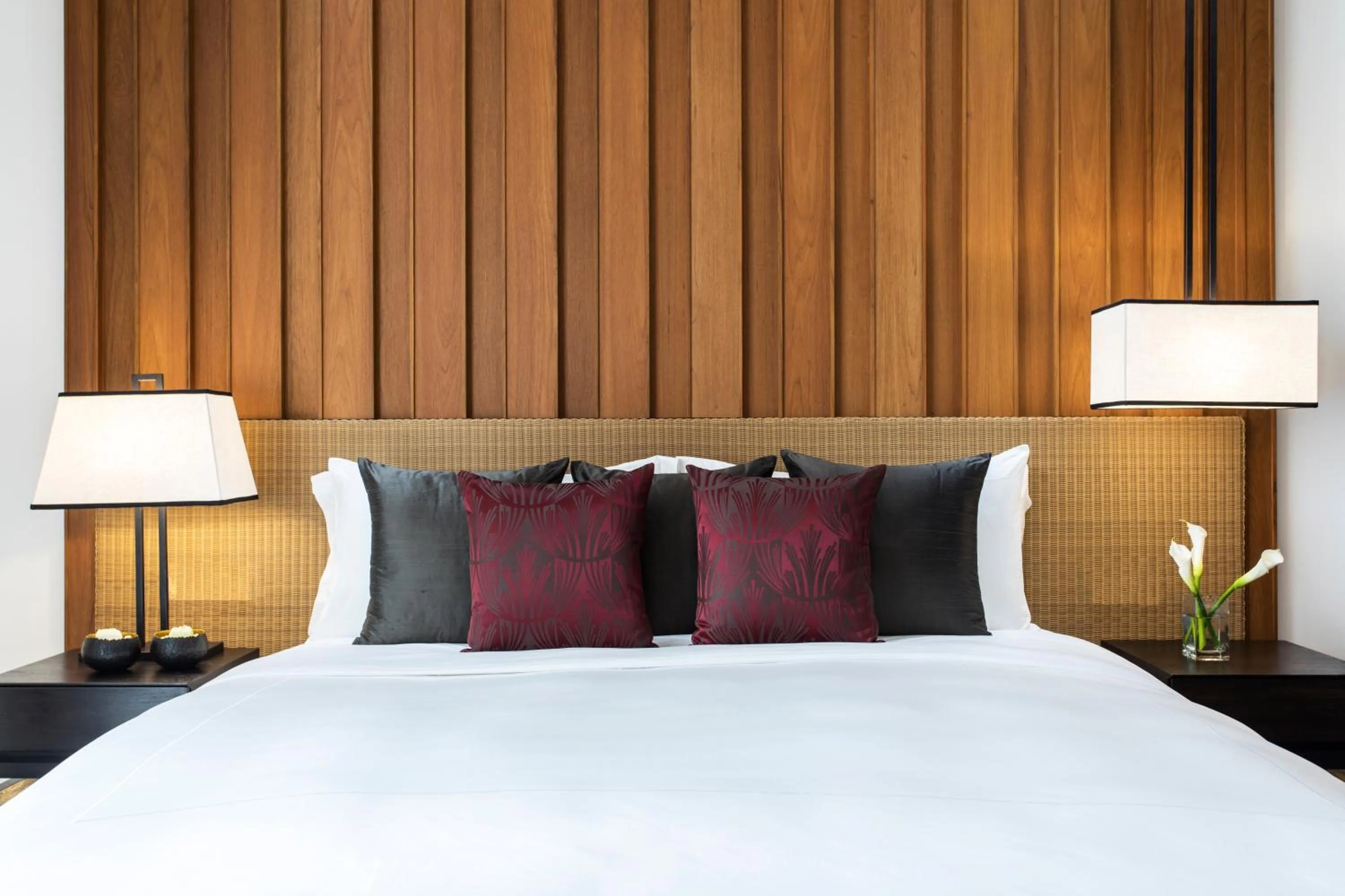 Bed in Anantara Chiang Mai Serviced Suites