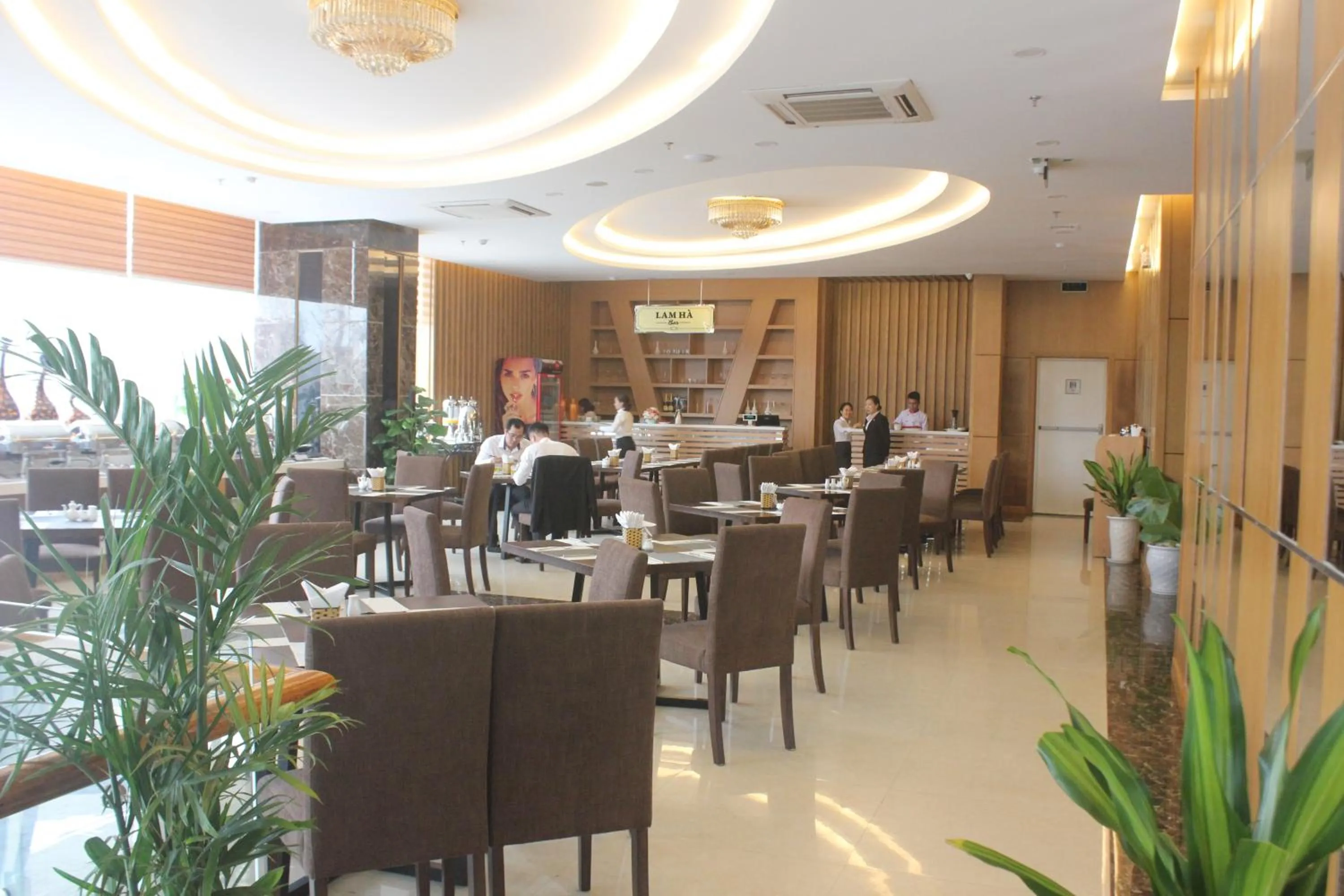 Restaurant/places to eat in Muong Thanh Cua Dong Hotel