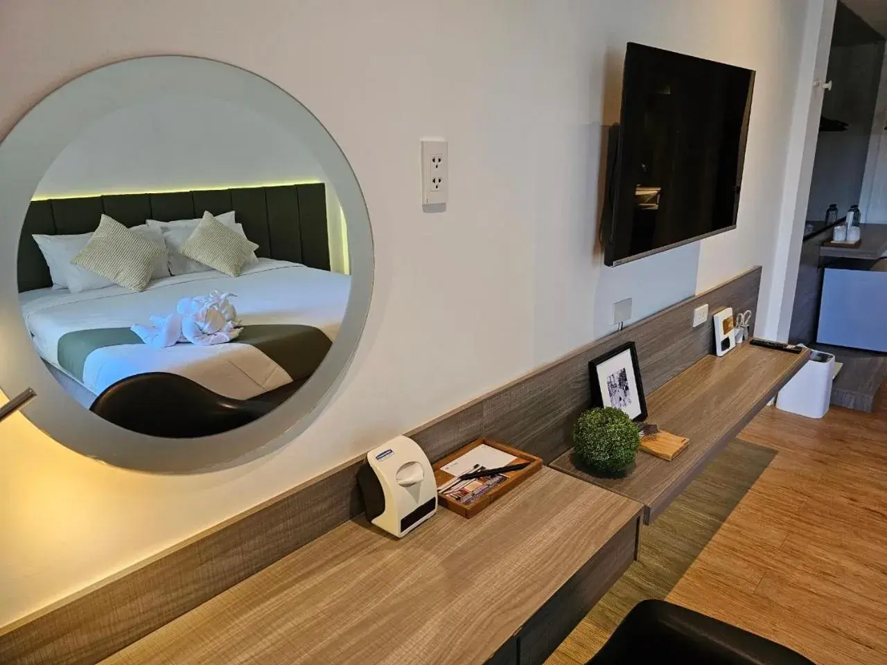 Photo of the whole room, Bed in Mittapan Hotel Photo of the whole room, Bed in Mittapan Hotel