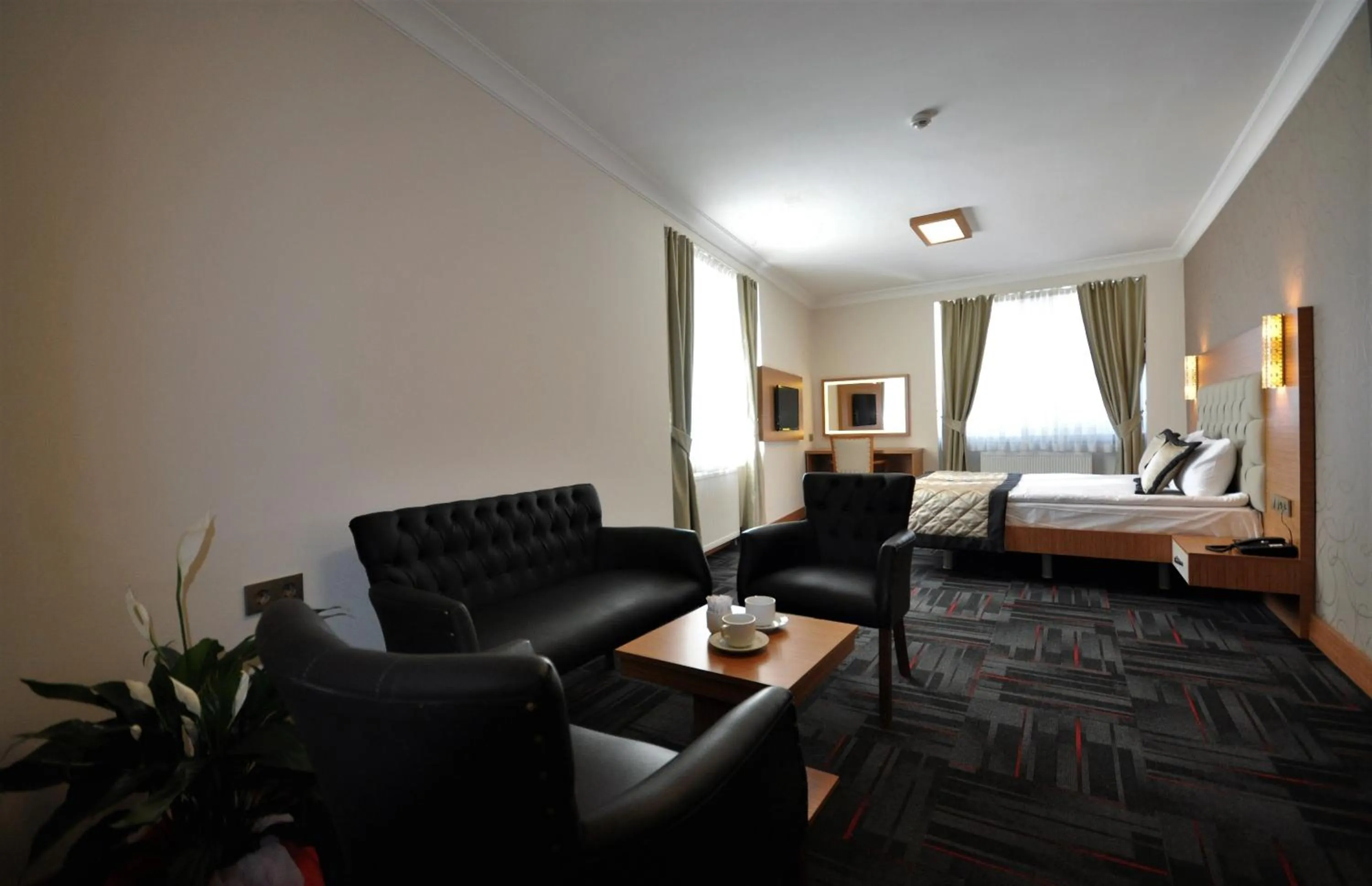 Photo of the whole room, Bed in Double Comfort Hotel