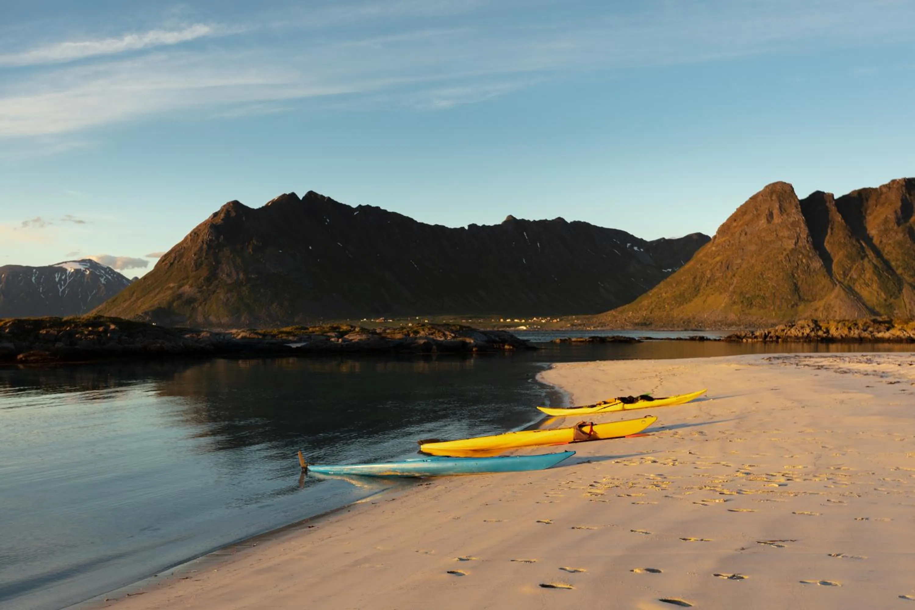 Beach in Lofoten Apartments
