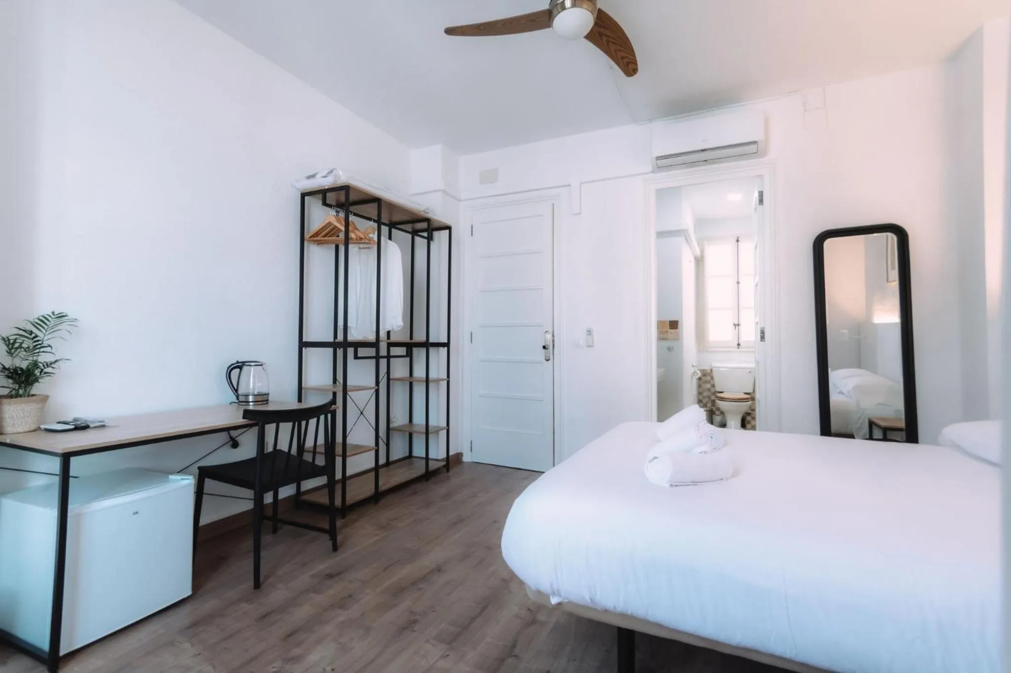 Bed in Concept Rooms