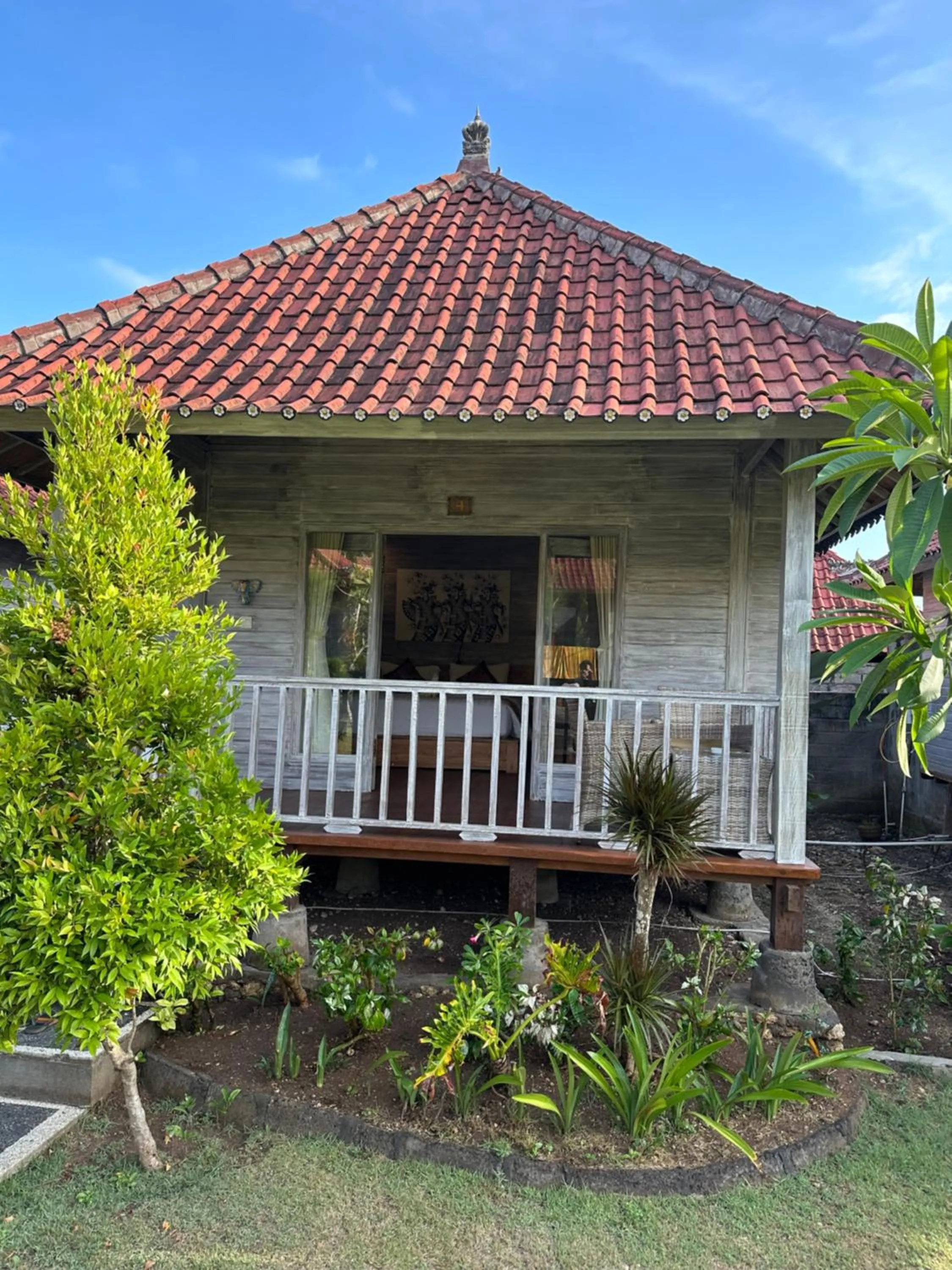 Property building in The Niti Hut's Lembongan