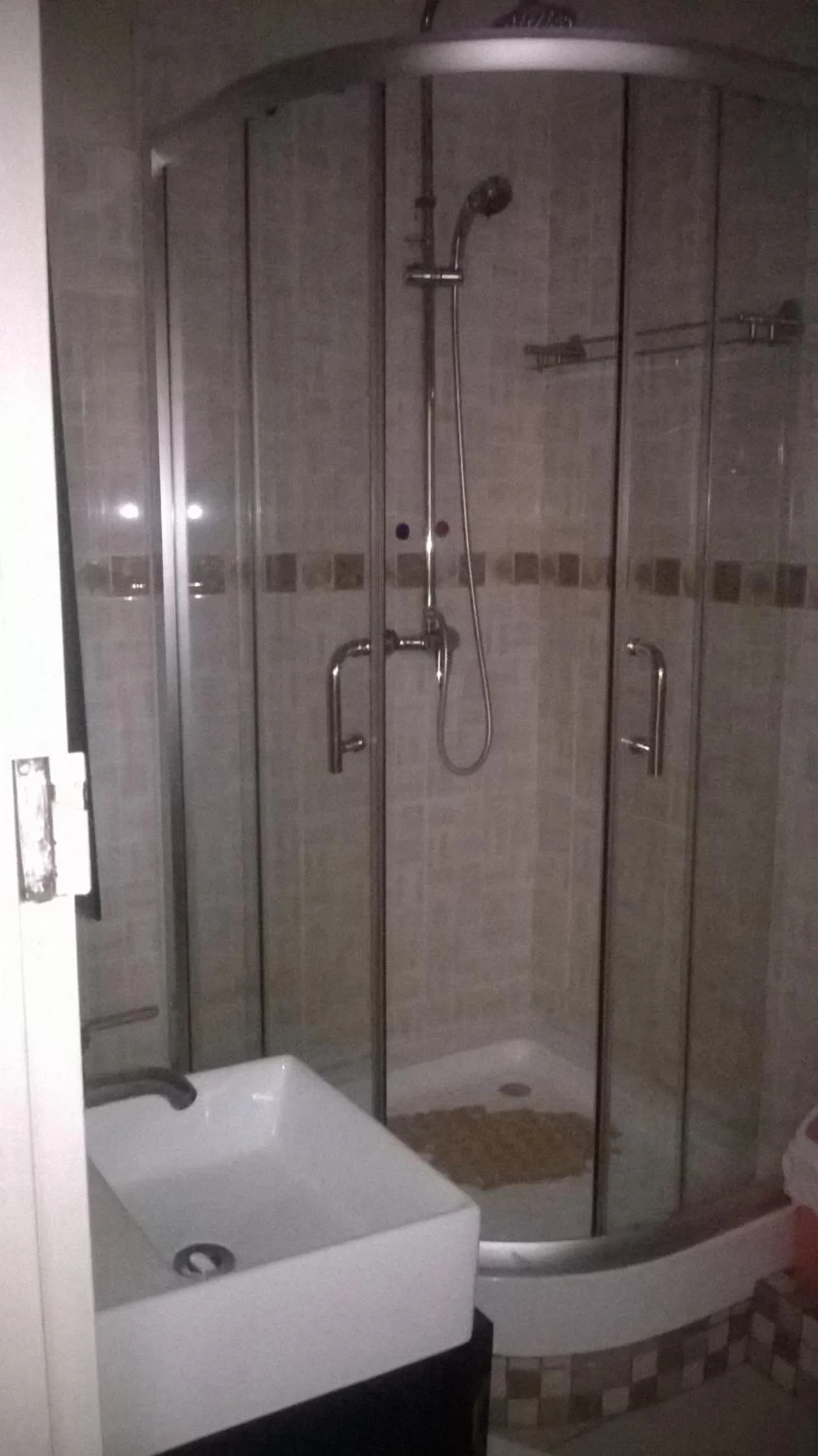 Shower in Comfort Palace Guest House Kasane