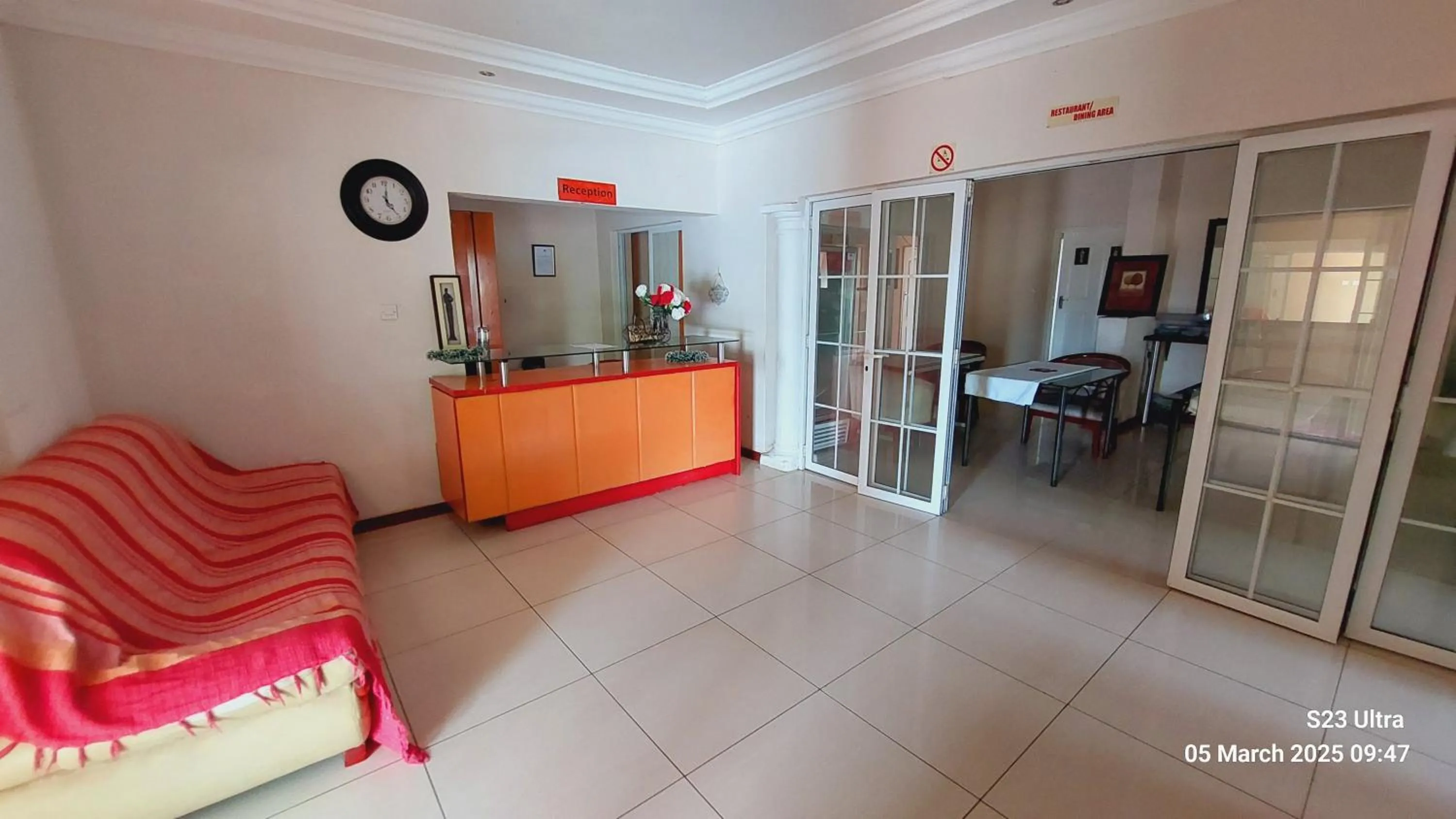 Restaurant/places to eat in Comfort Palace Guest House Kasane