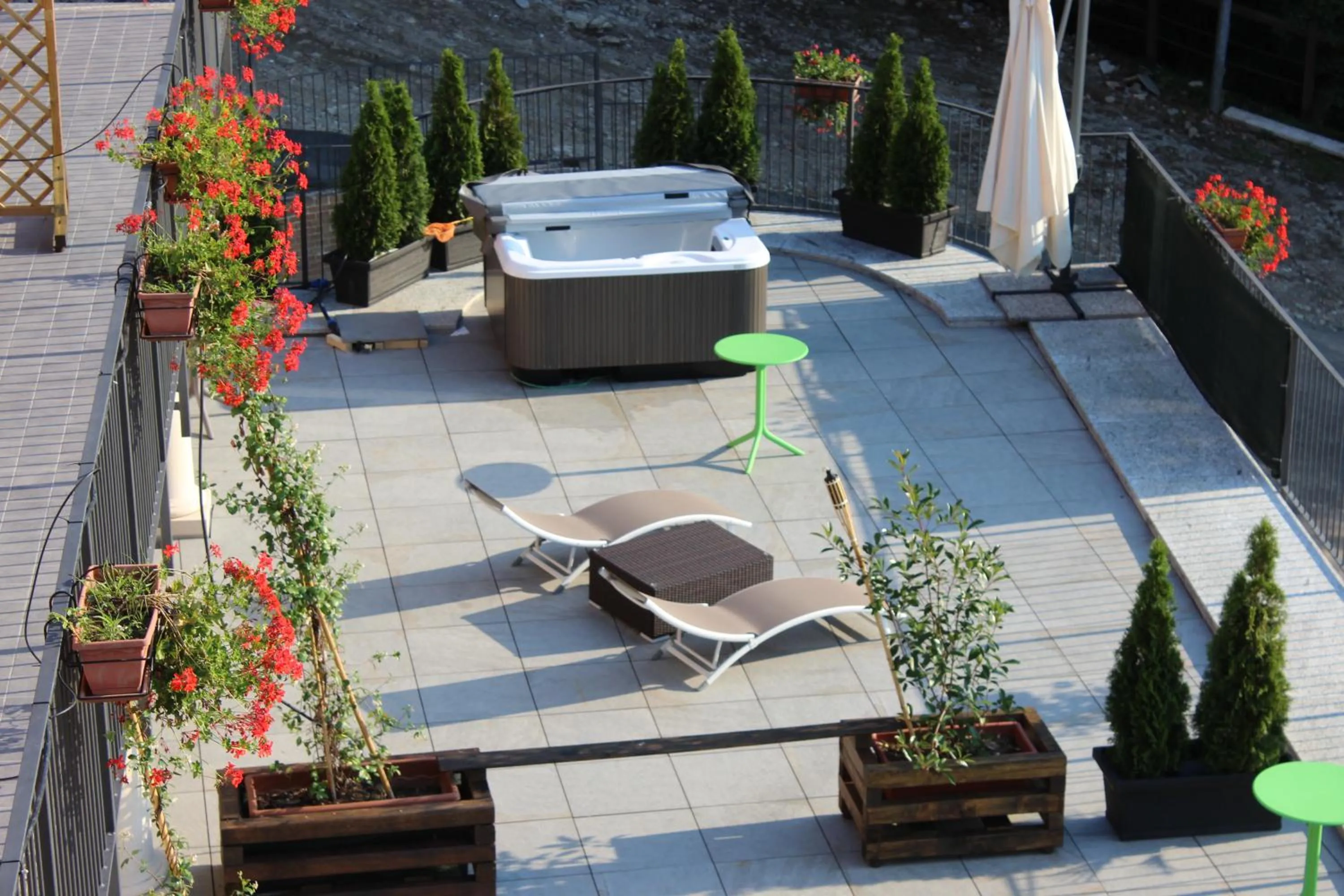 Open Air Bath in Hotel Bocciolo