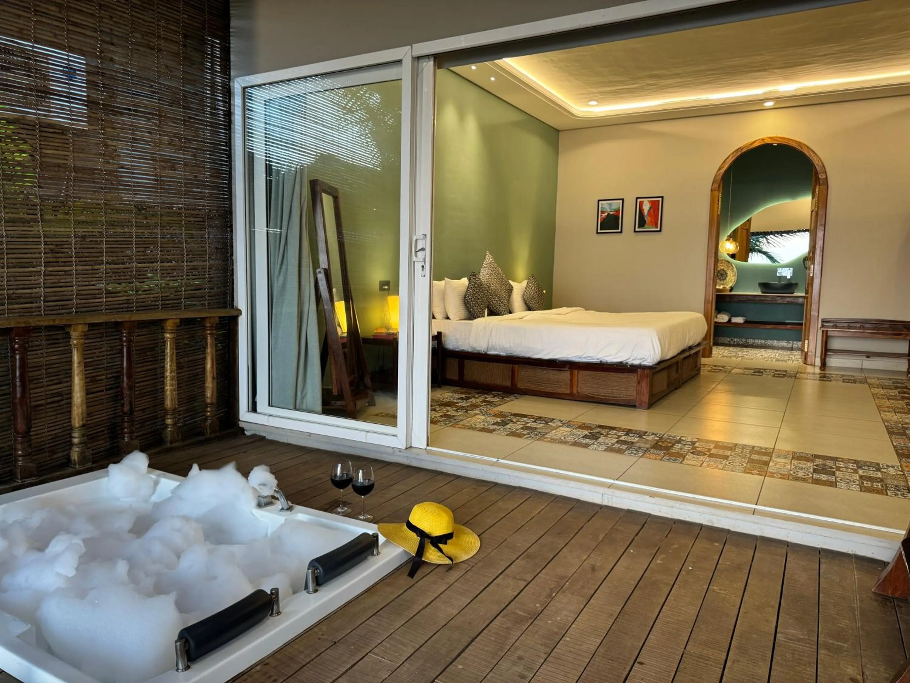 Hot Tub, Bed in Agonda Villas