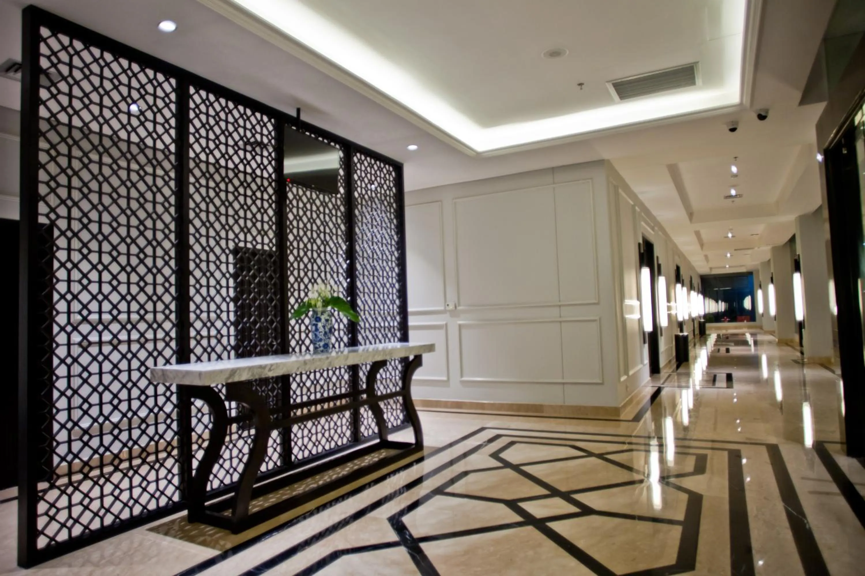 Lobby or reception in Samala Hotel Jakarta Cengkareng