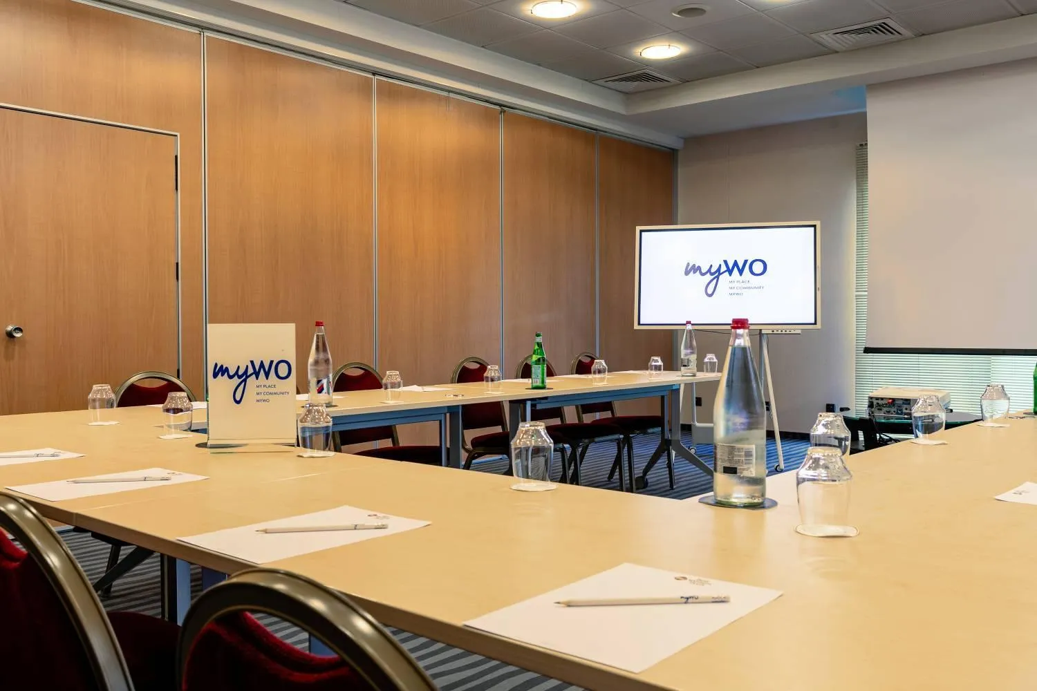 Meeting/conference room in Best Western Plus La Fayette Hotel et SPA