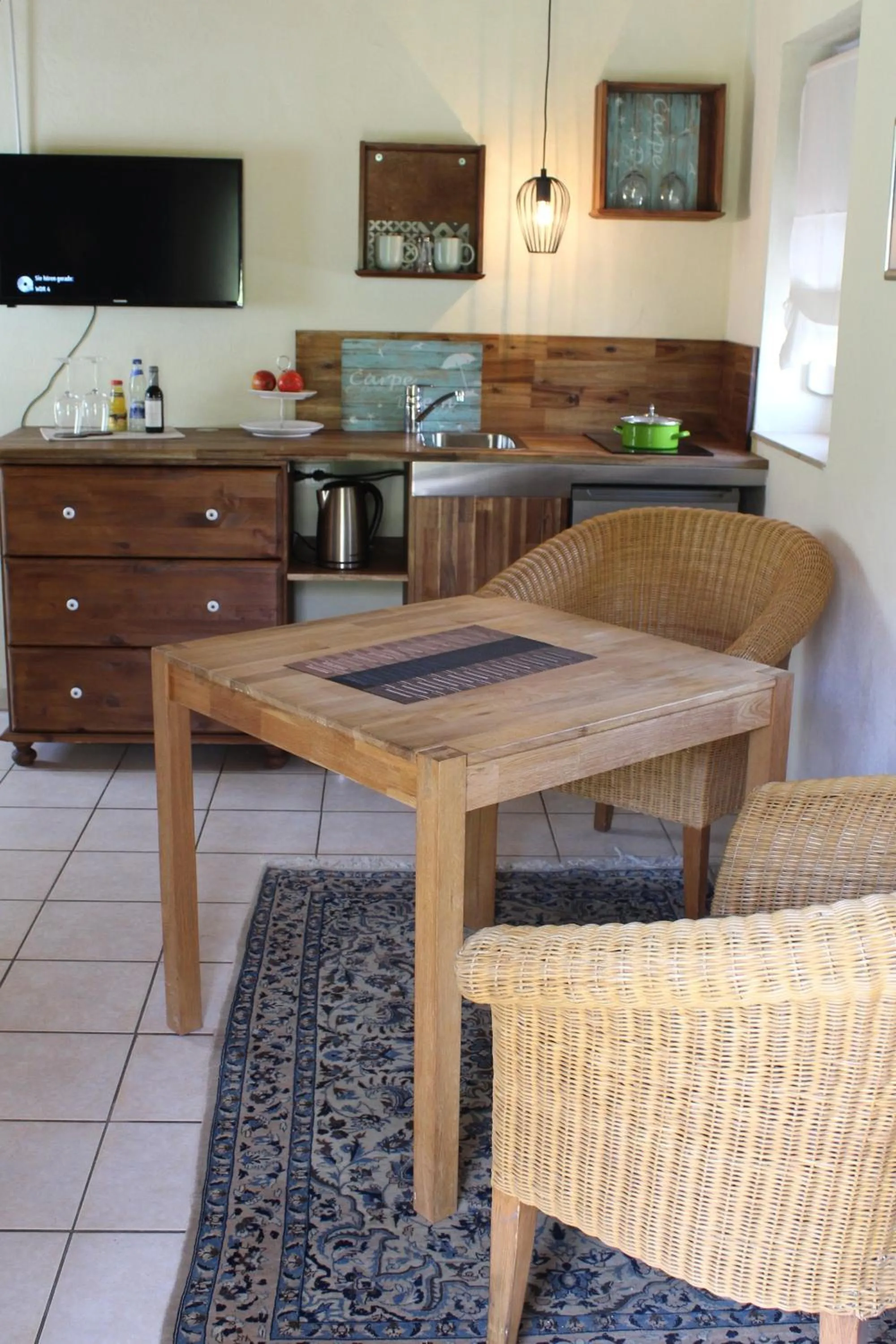 Photo of the whole room in Zum Ginkgobaum