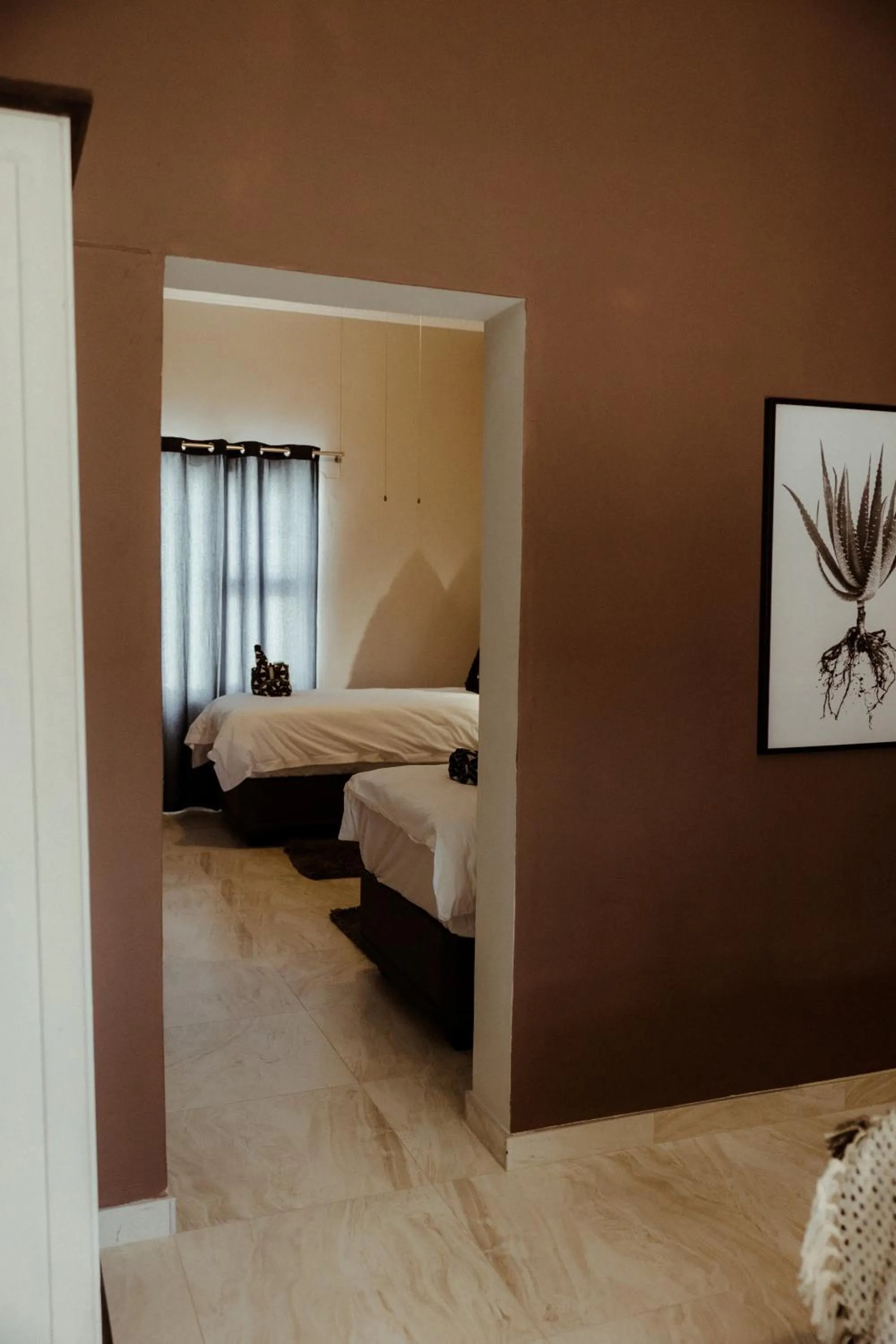 Bed in Out of Africa Town Lodge