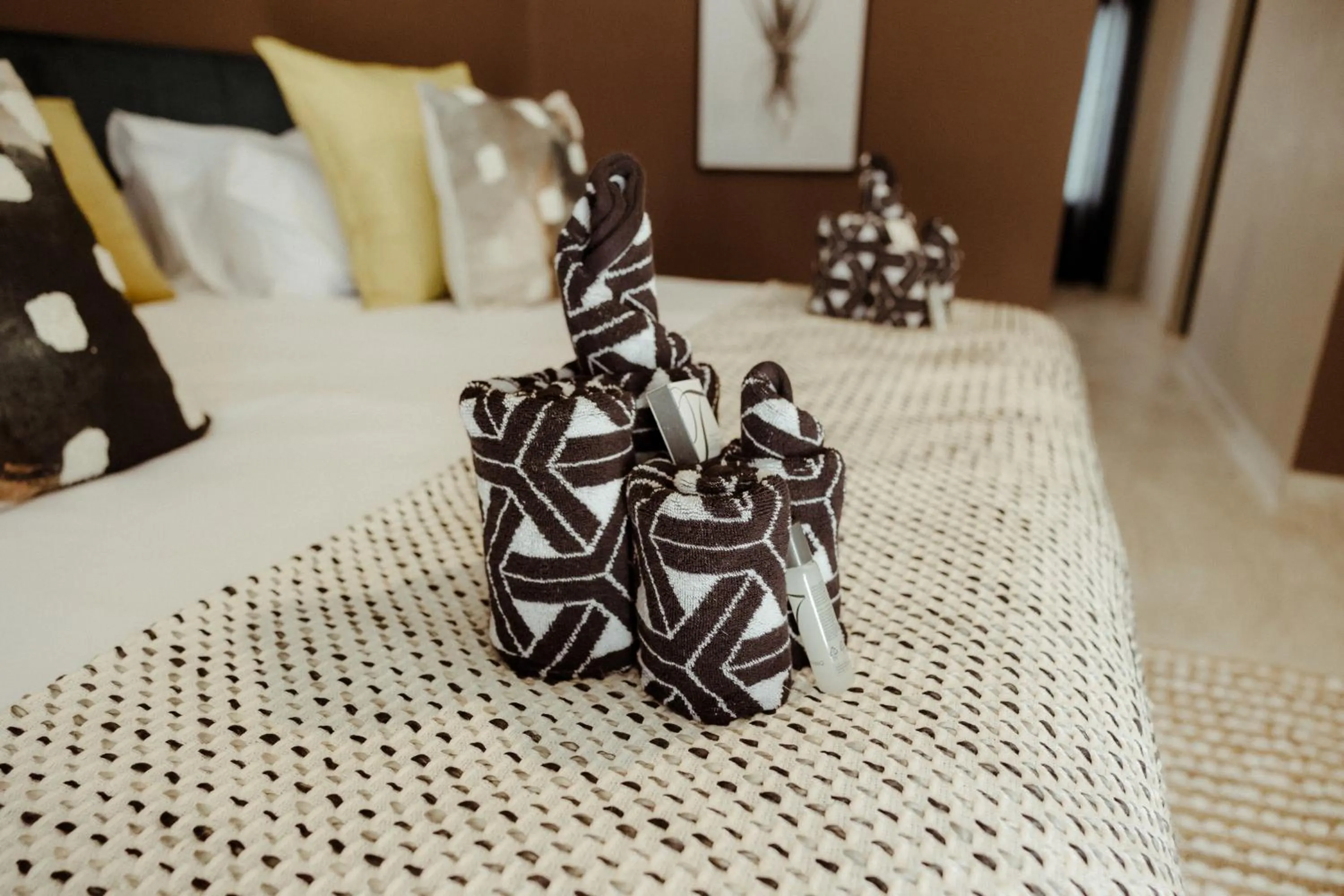 Bed in Out of Africa Town Lodge