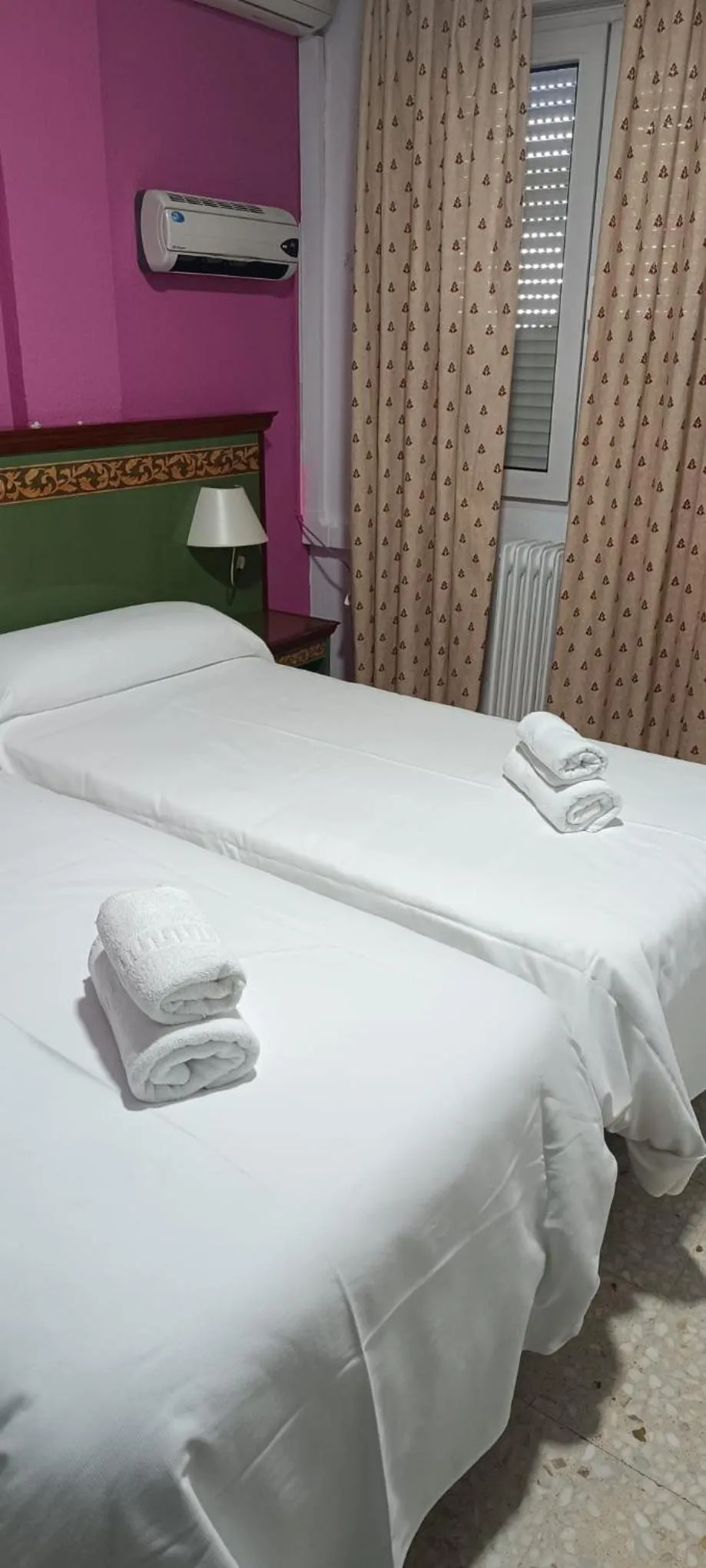 Bed in Hotel Logasasanti