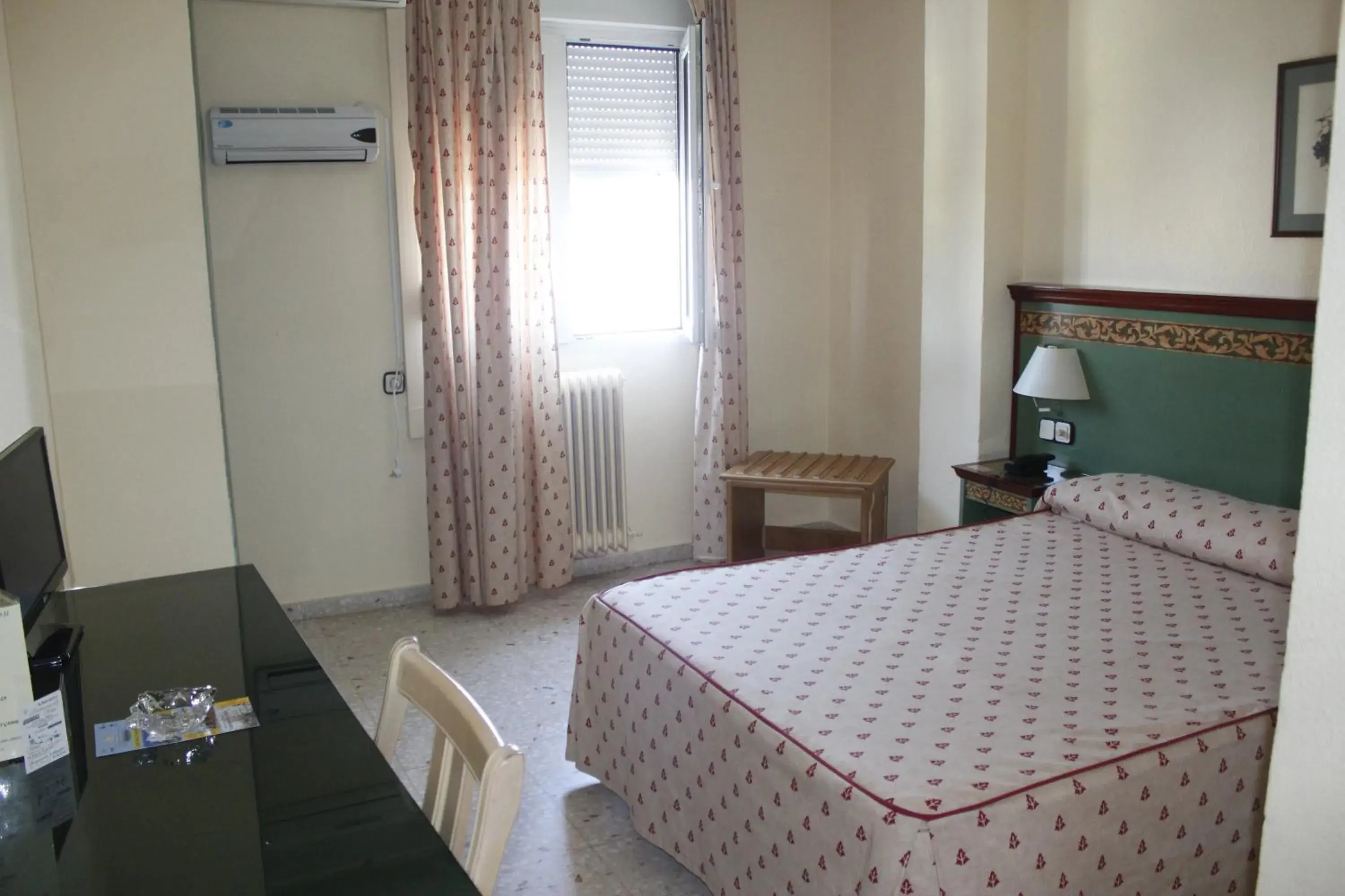 Superior Double Room in Hotel Restaurante Logasasanti Superior Double Room in Hotel Restaurante Logasasanti