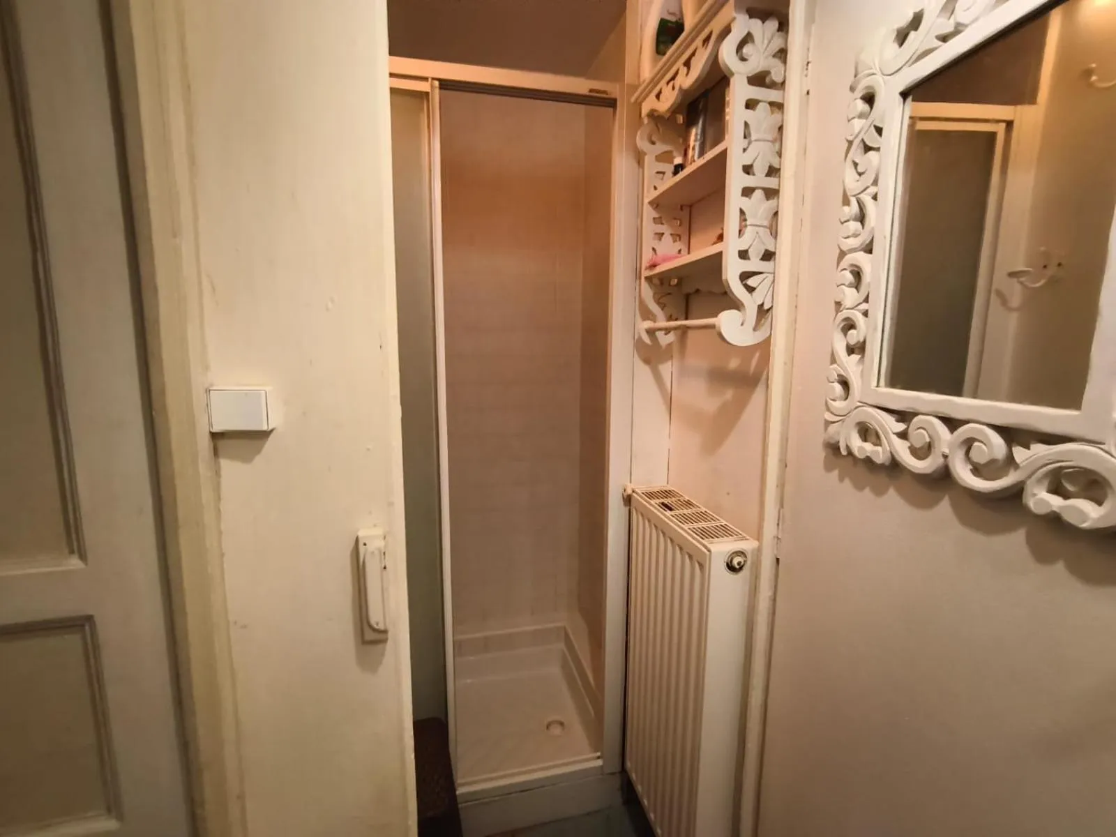 Bathroom in Maison Romane 1136