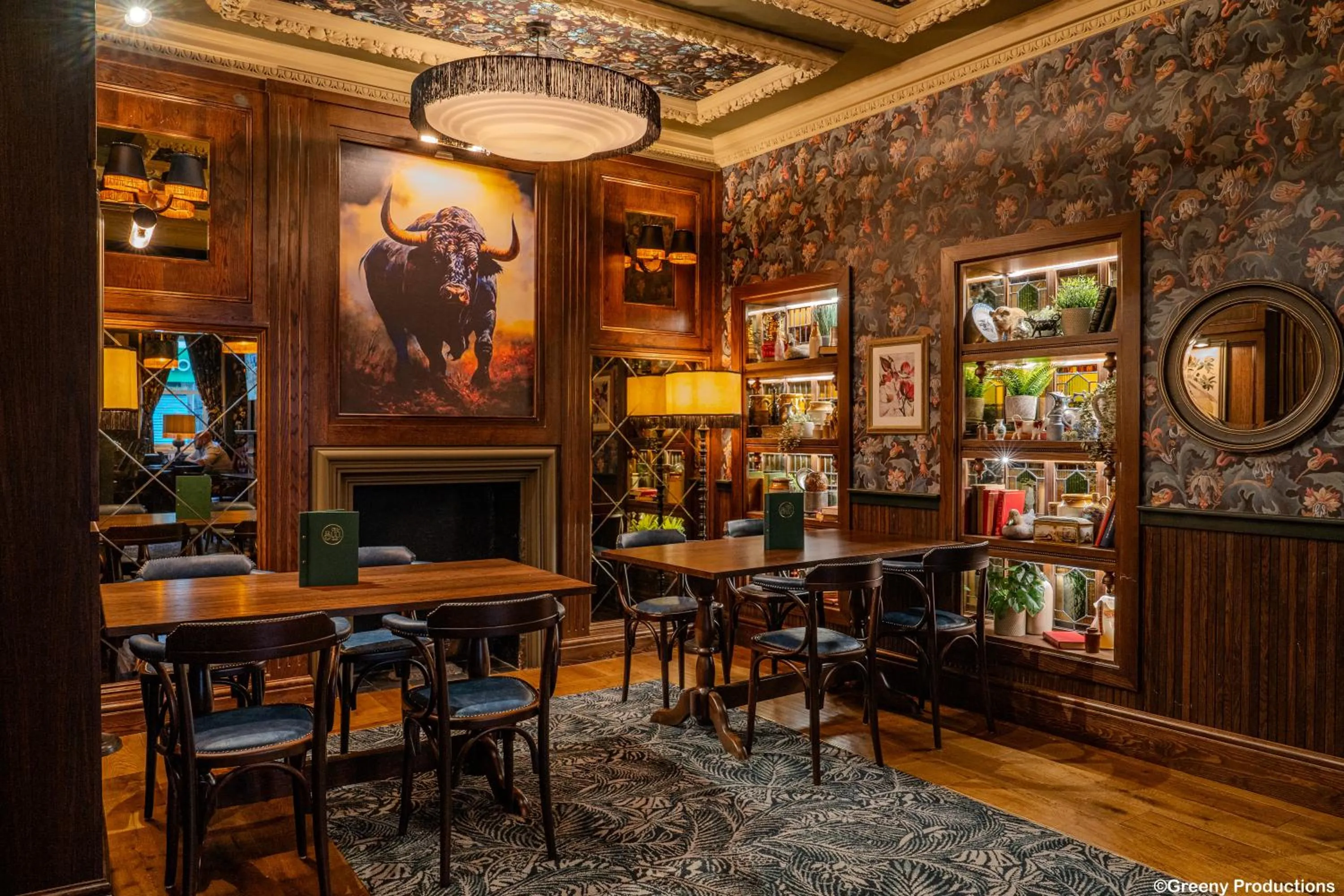 Restaurant/places to eat in The Bull Hotel; Sure Hotel Collection by Best Western