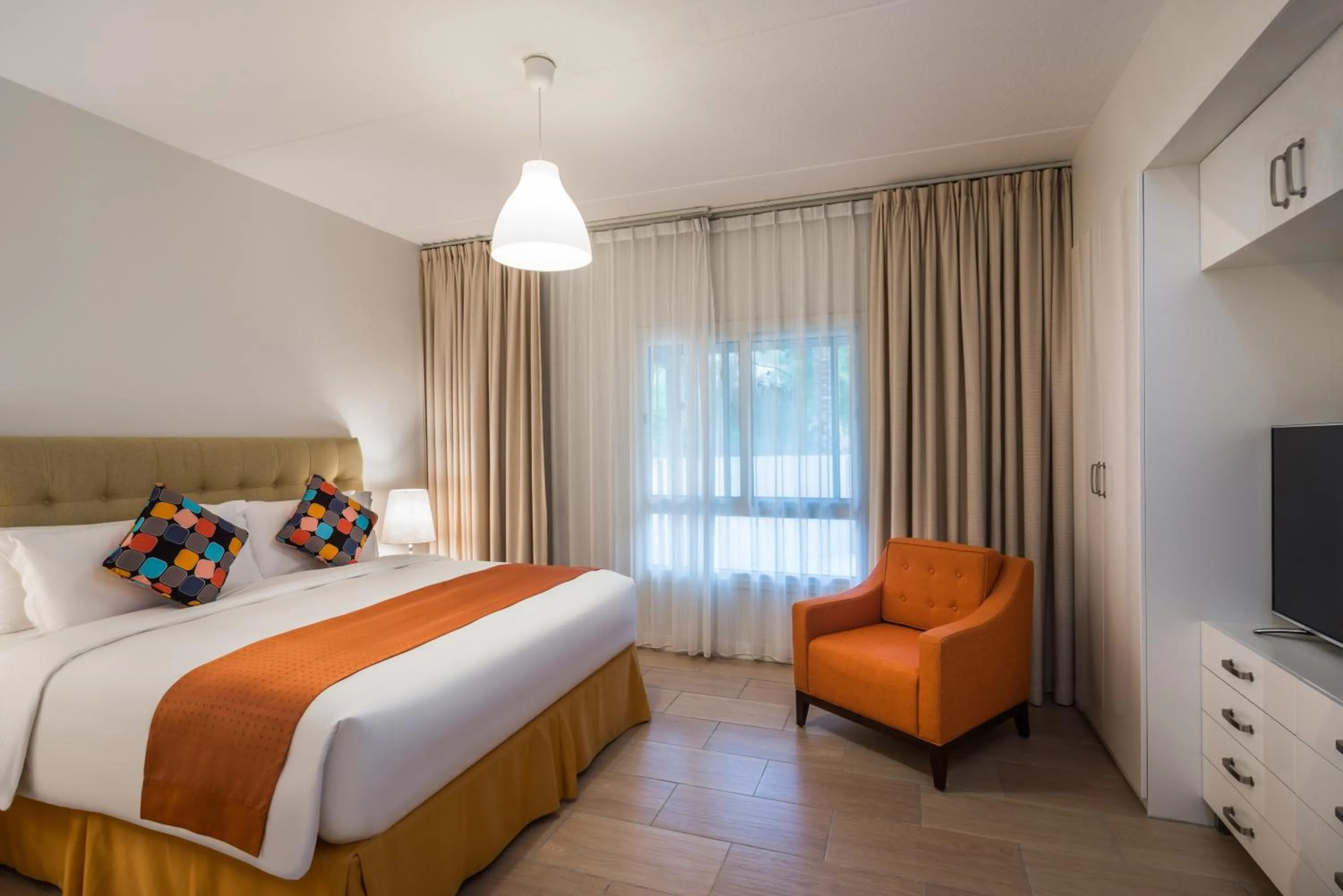 Bed in Alreem Village Hotel