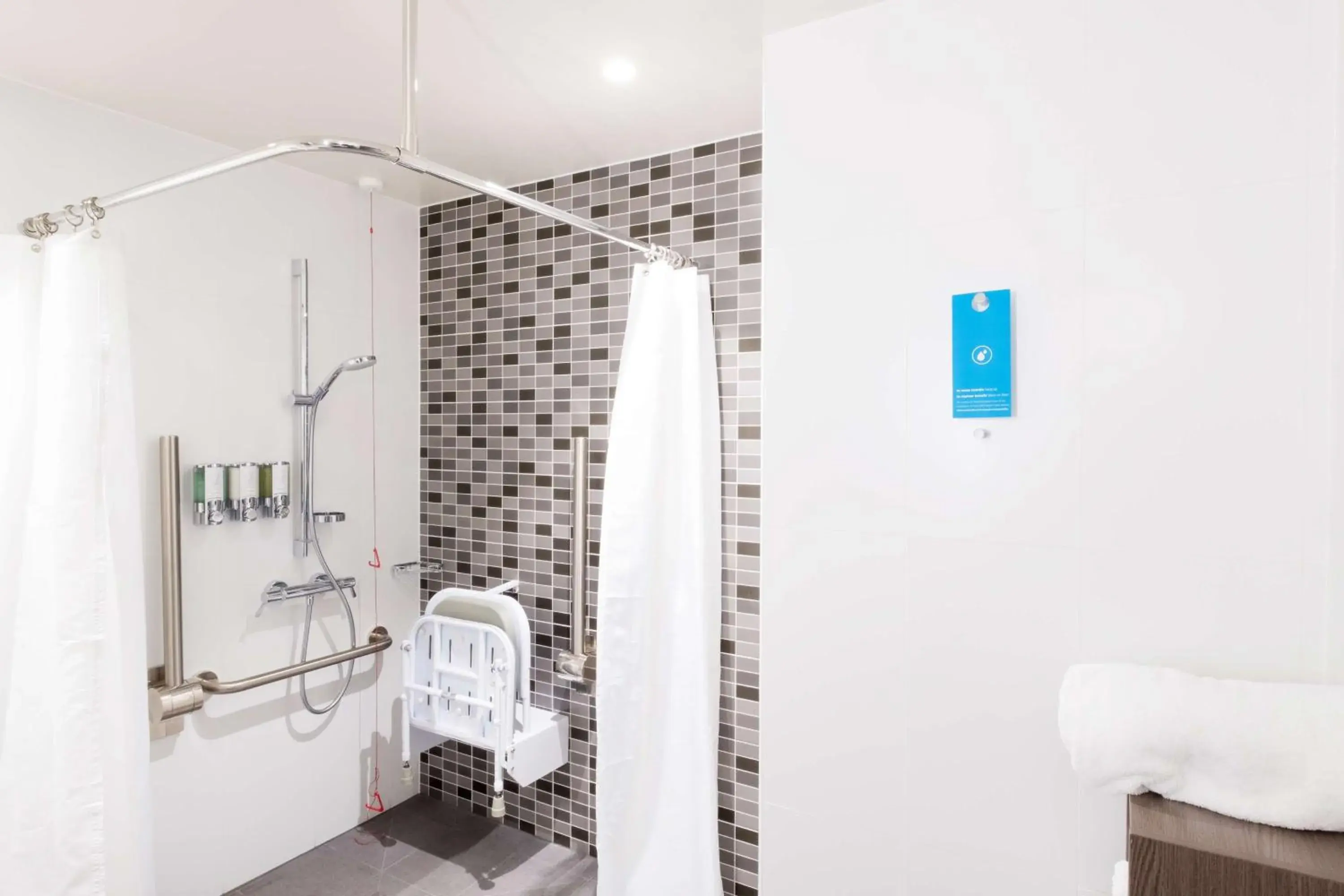 Bathroom in Hampton By Hilton Aberdeen Westhill