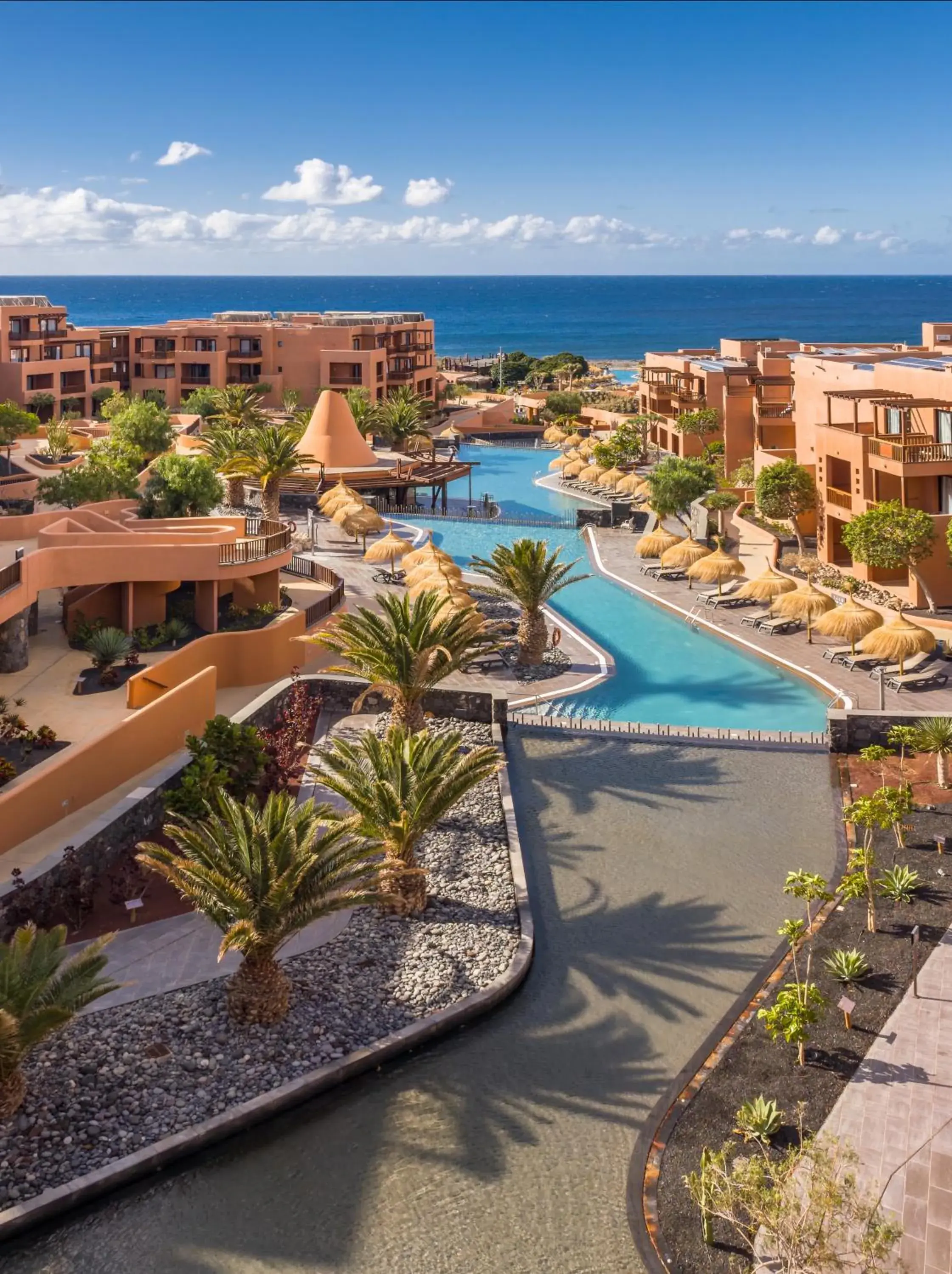 Property building in Barceló Tenerife Property building in Barceló Tenerife