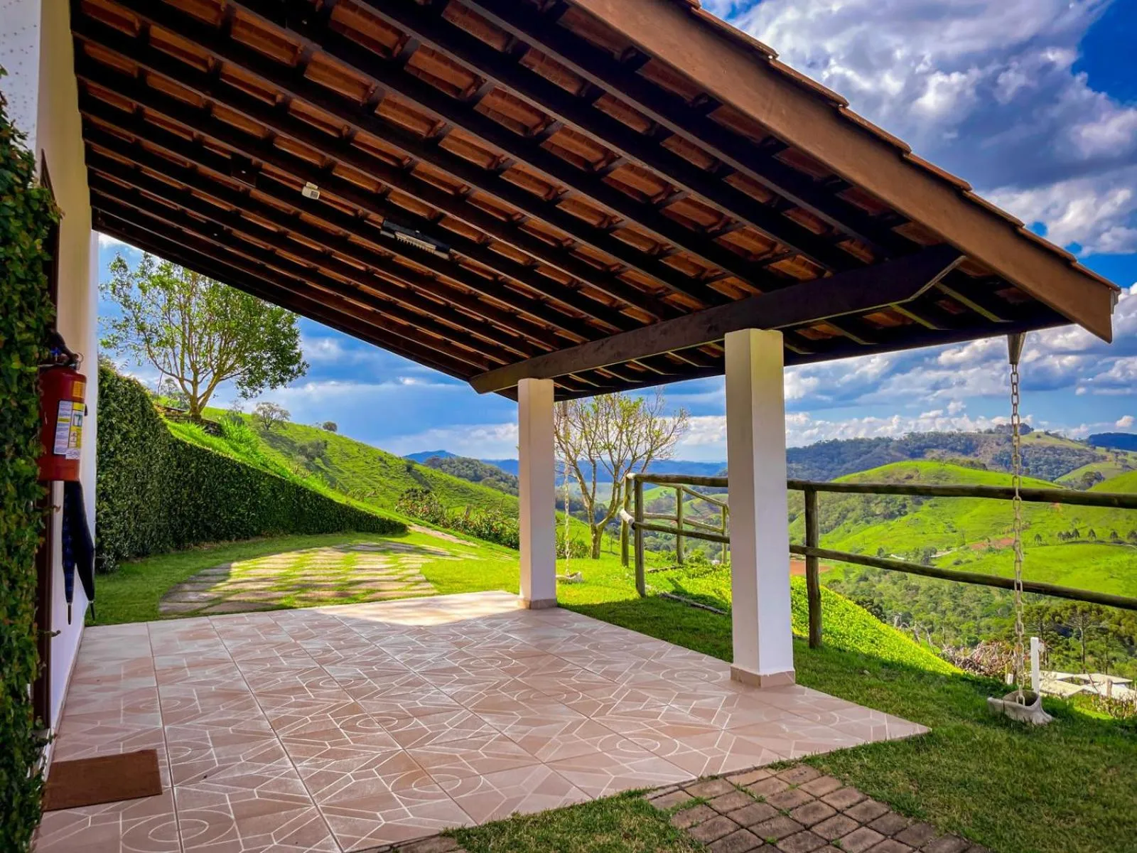 Pousada Colina das Andorinhas