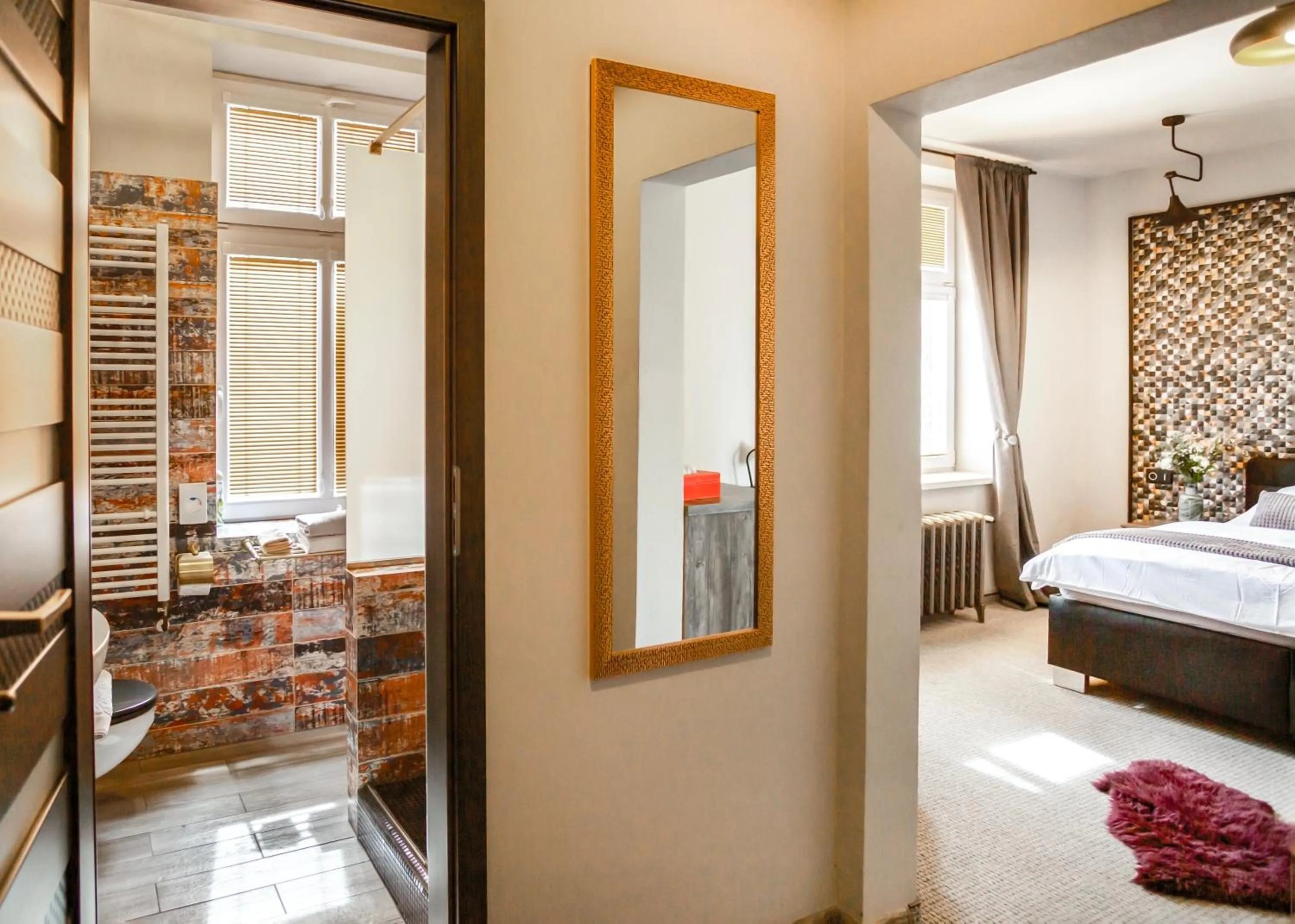 Photo of the whole room, Bed in Padre Boutique Hotel