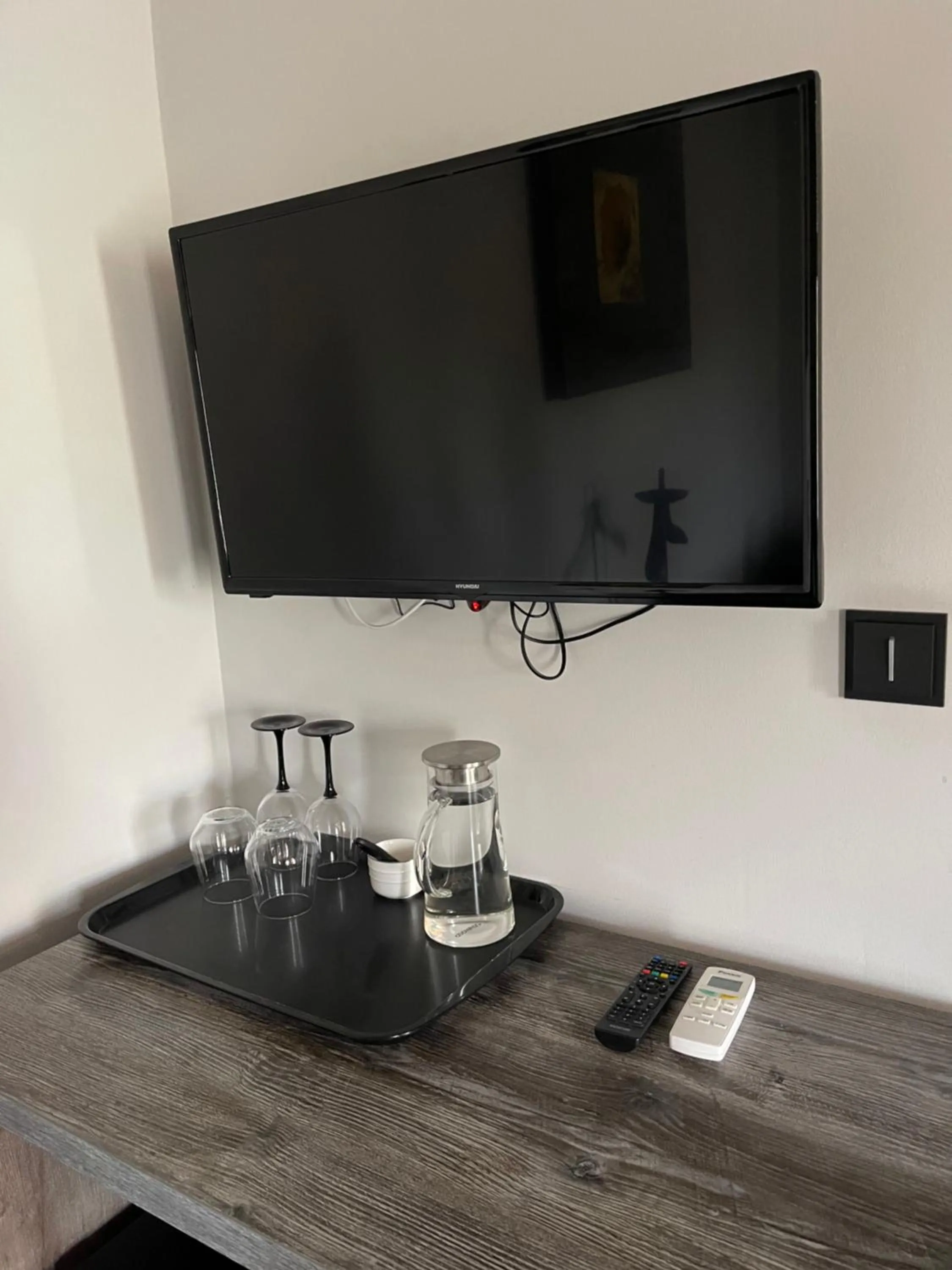 TV and multimedia in Padre Boutique Hotel