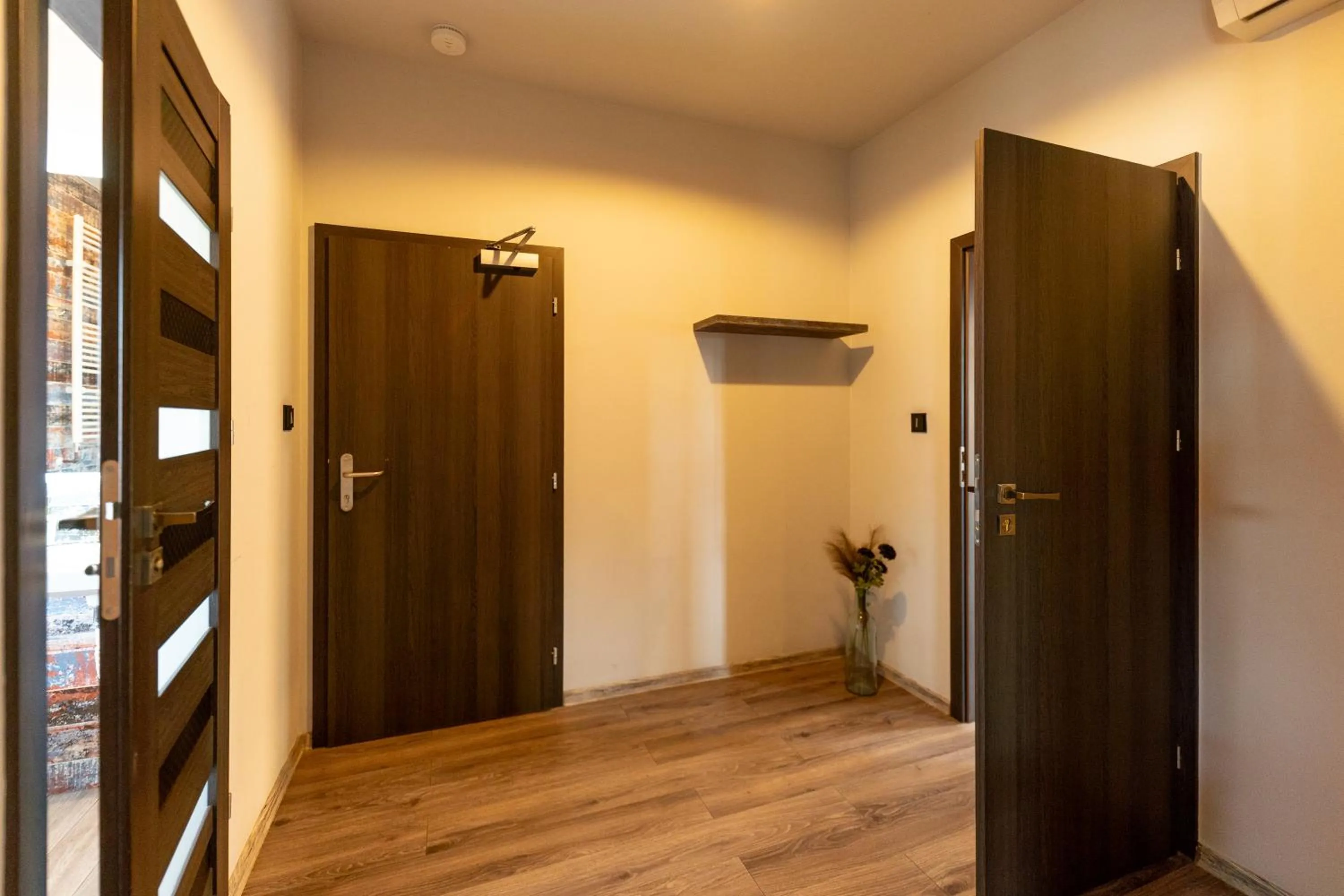 room service in Padre Boutique Hotel