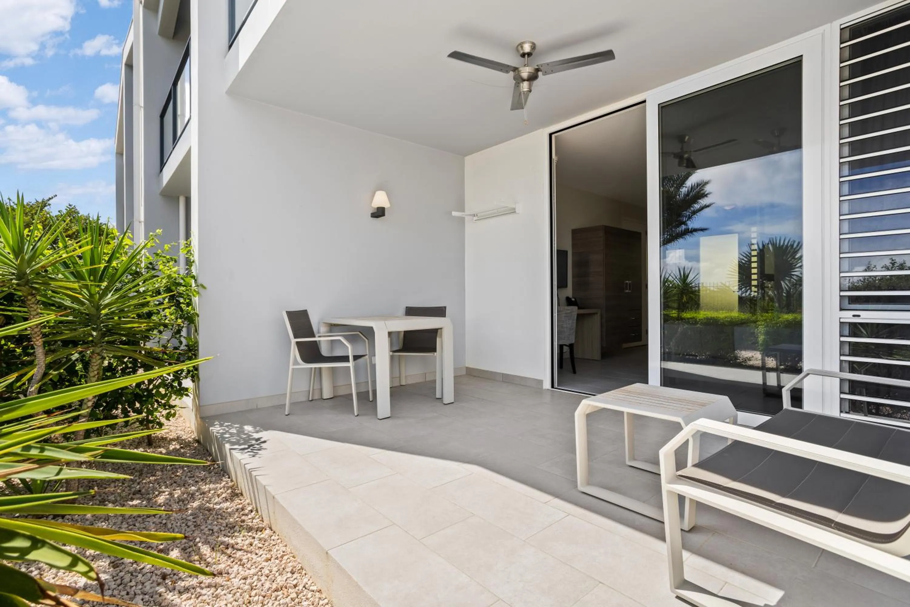 Delfins Beach Resort Bonaire, Tapestry Collection by Hilton