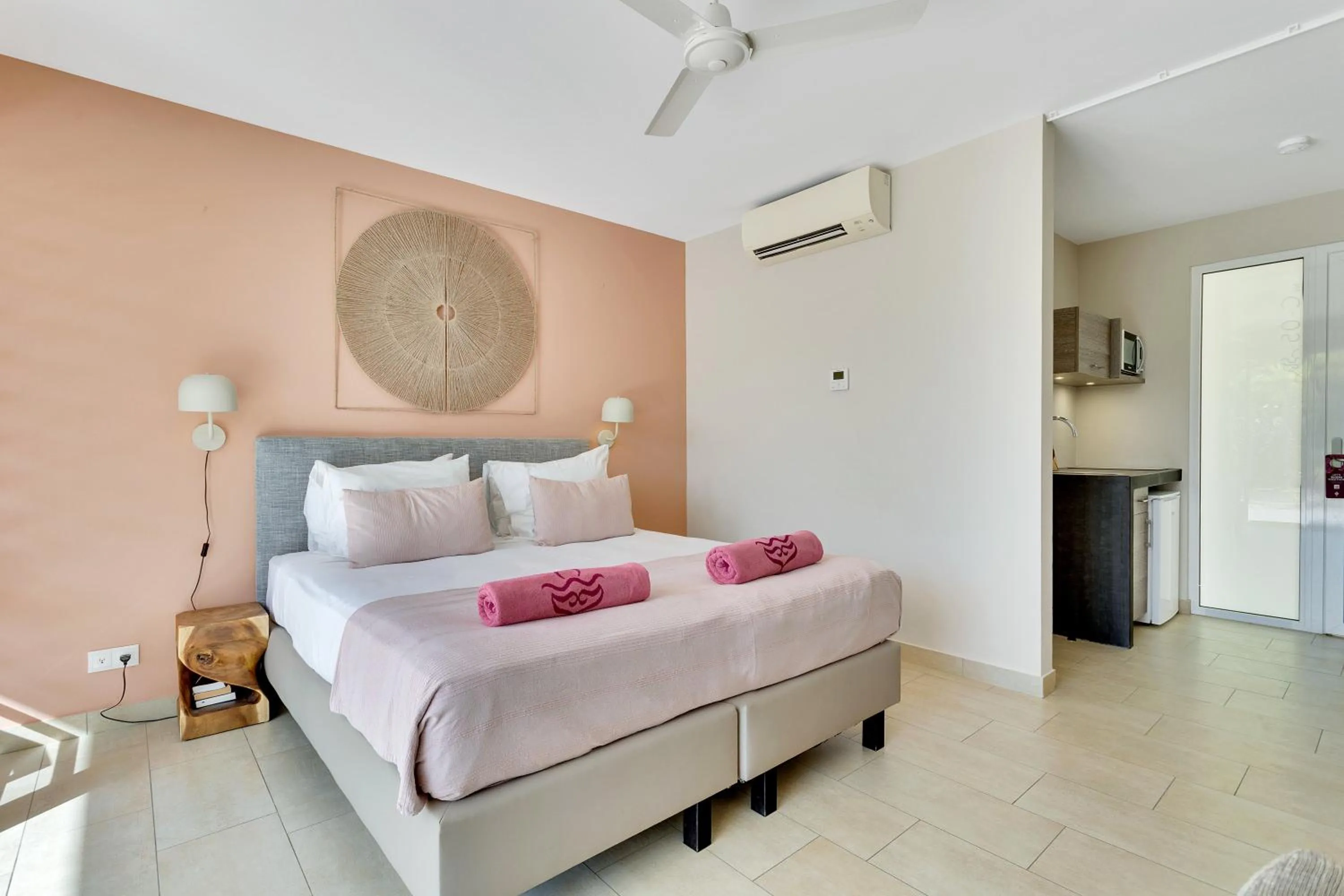 Studio Deluxe in Delfins Beach Resort Bonaire, Tapestry Collection by Hilton