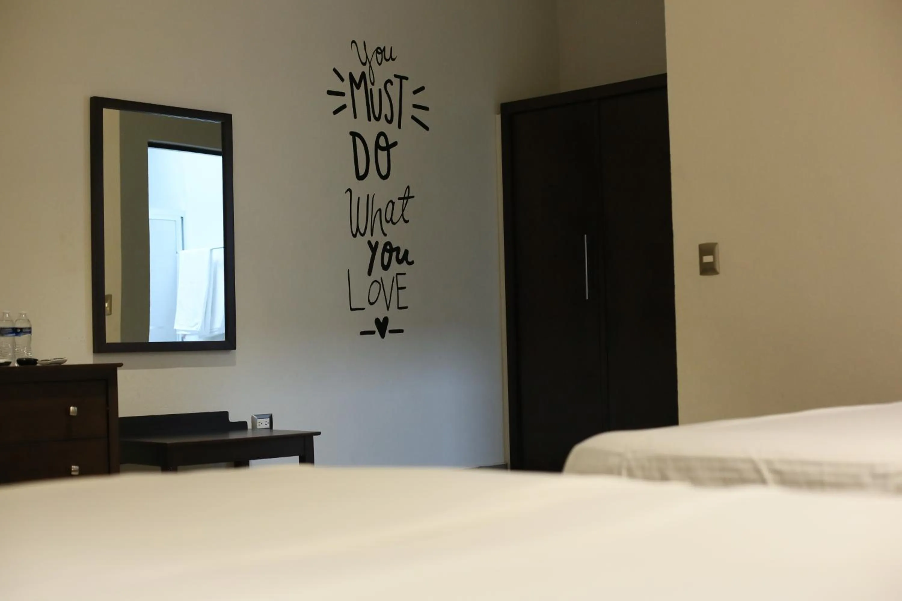 Bed in Punto Madero Hotel & Plaza