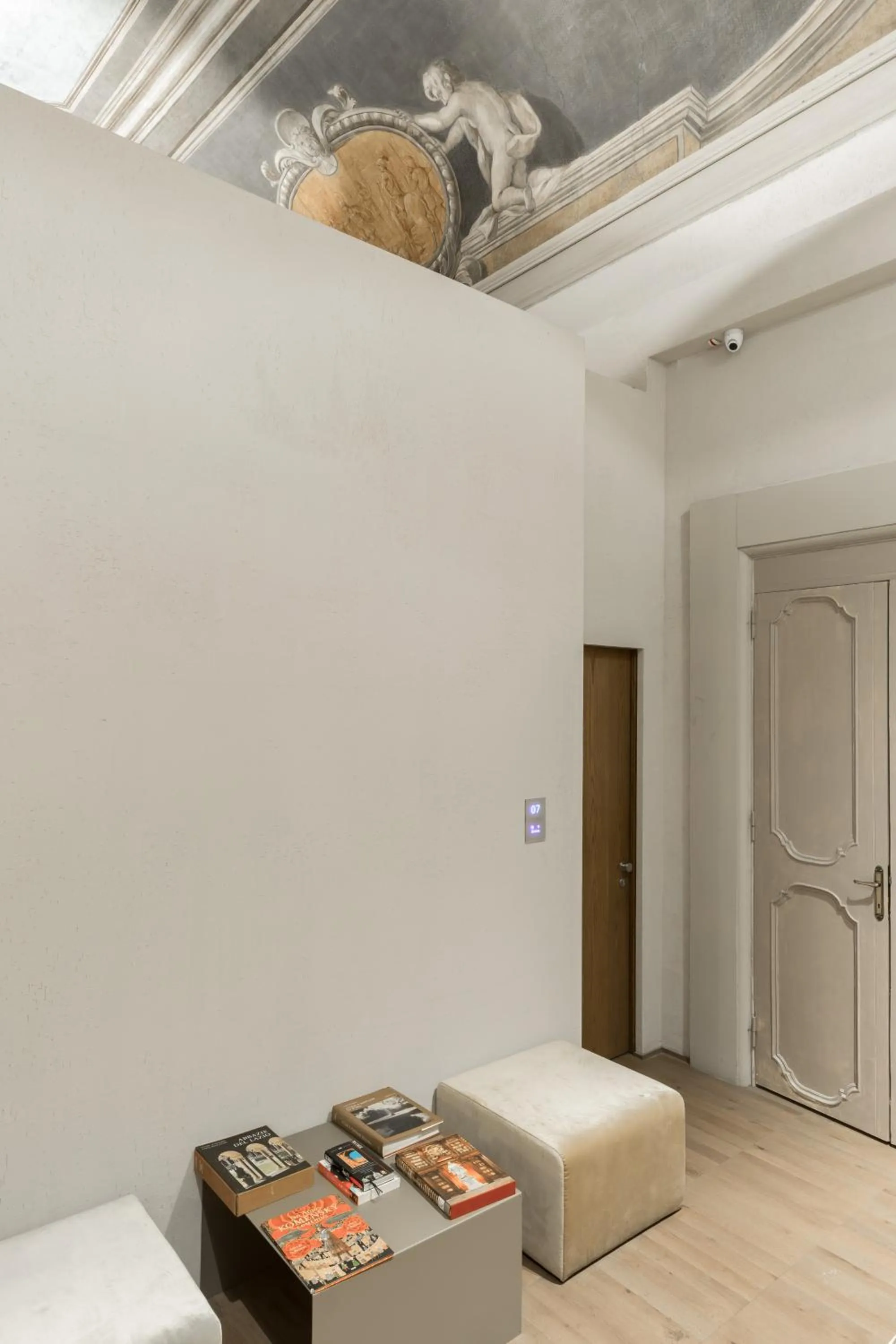 Decorative detail, Bed in Hotel dei Barbieri