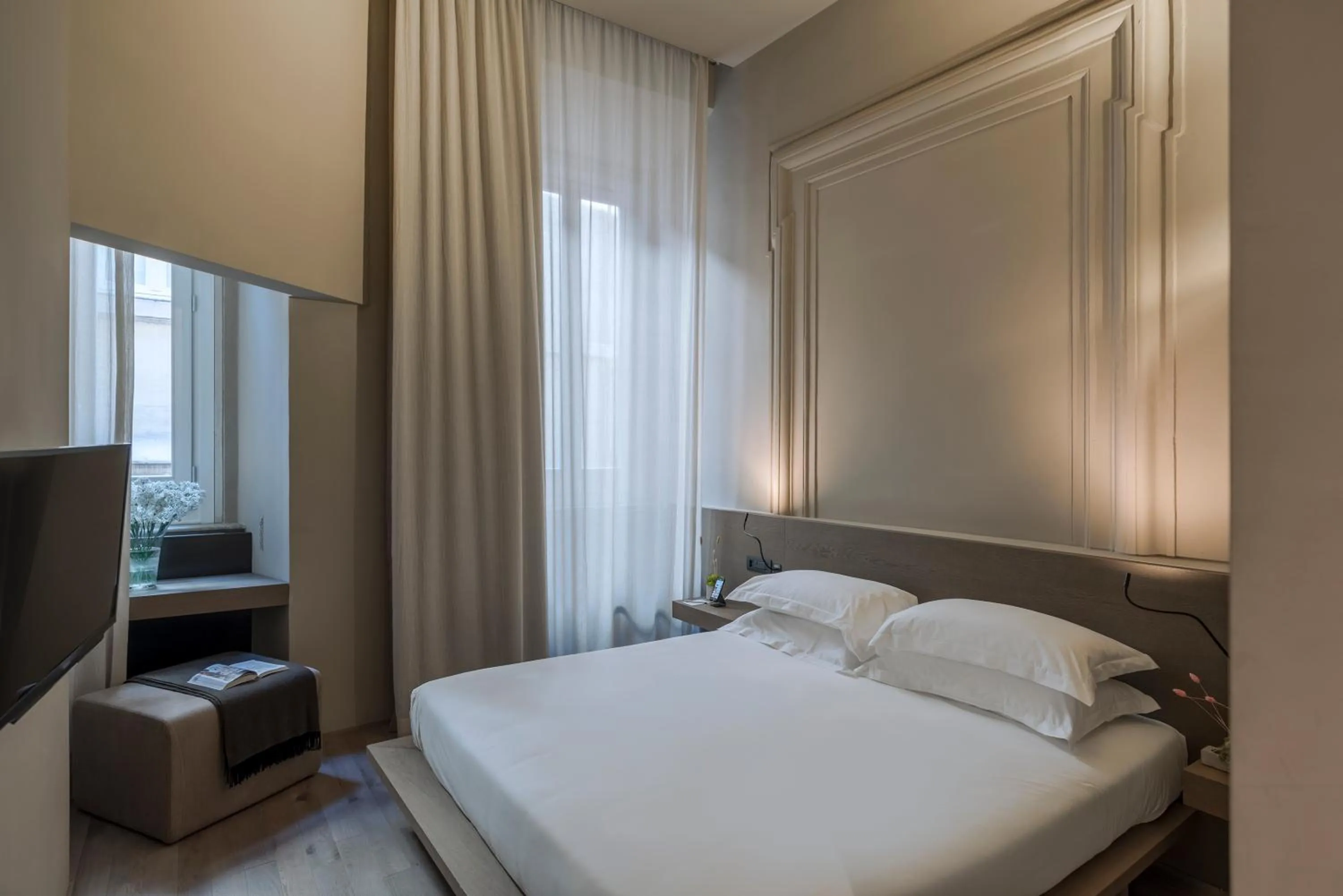 Photo of the whole room, Bed in Hotel dei Barbieri