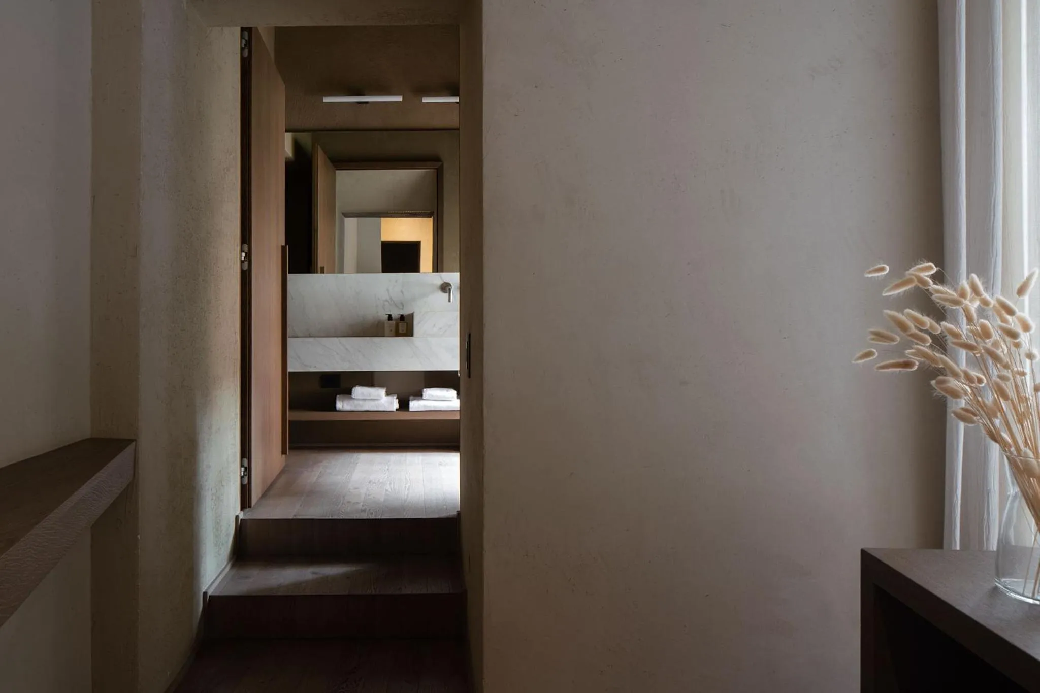 Bathroom, Bed in Hotel dei Barbieri