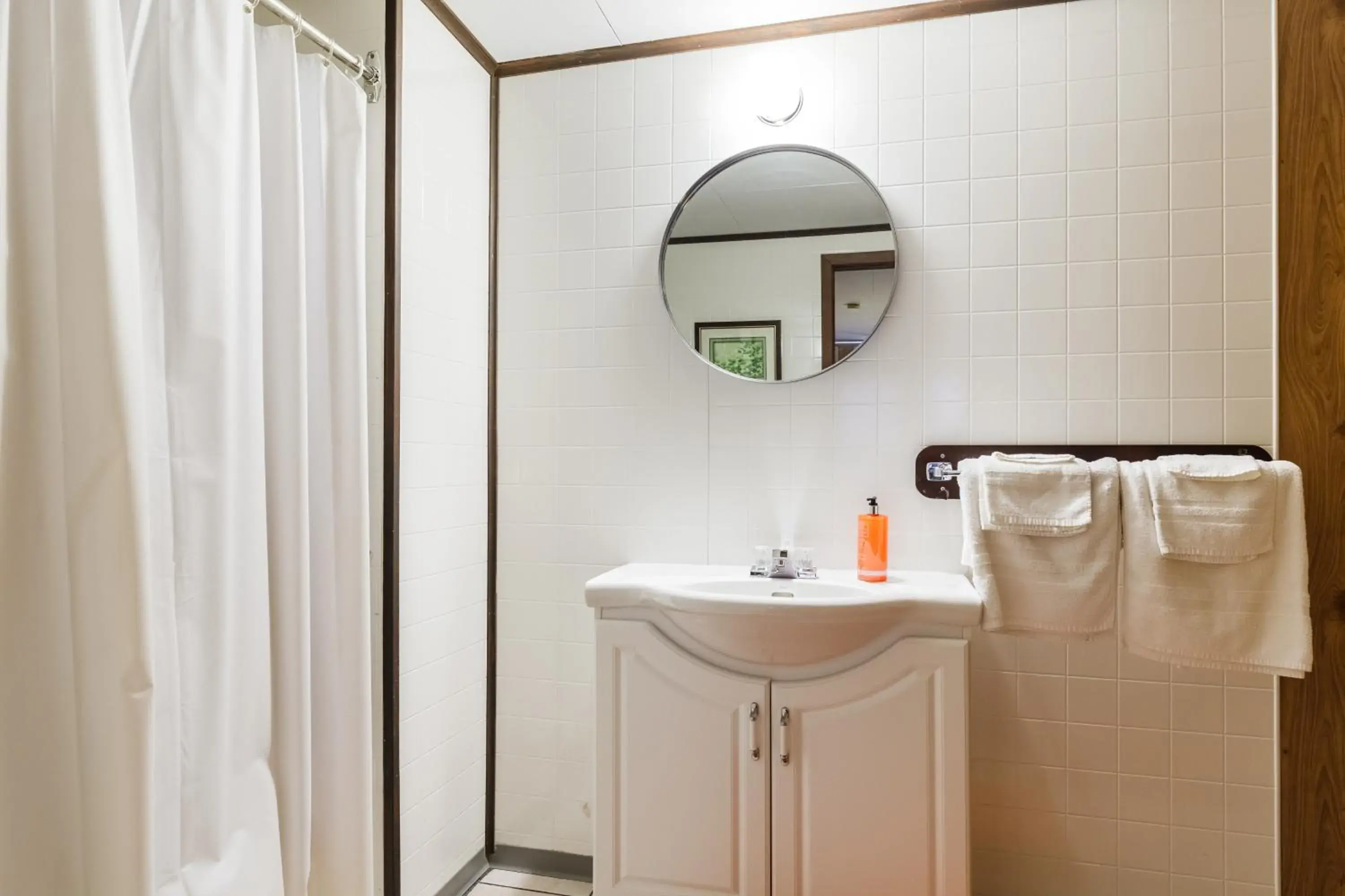 Superior Double Room with Two Double Beds in Motel Ile d'Orleans Superior Double Room with Two Double Beds in Motel Ile d'Orleans