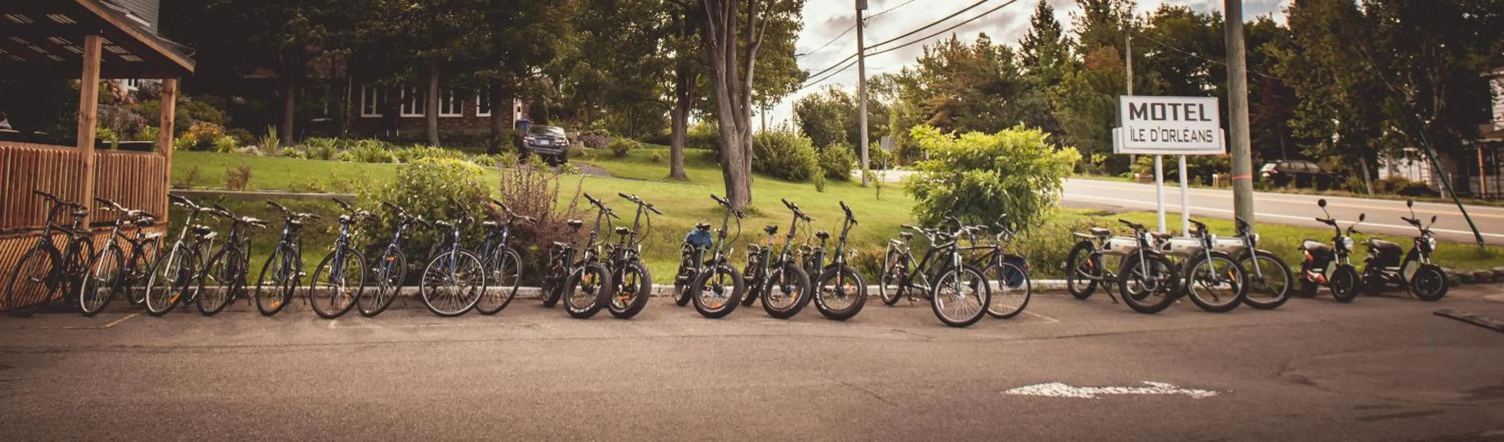 Facade/entrance in Motel Ile d'Orleans