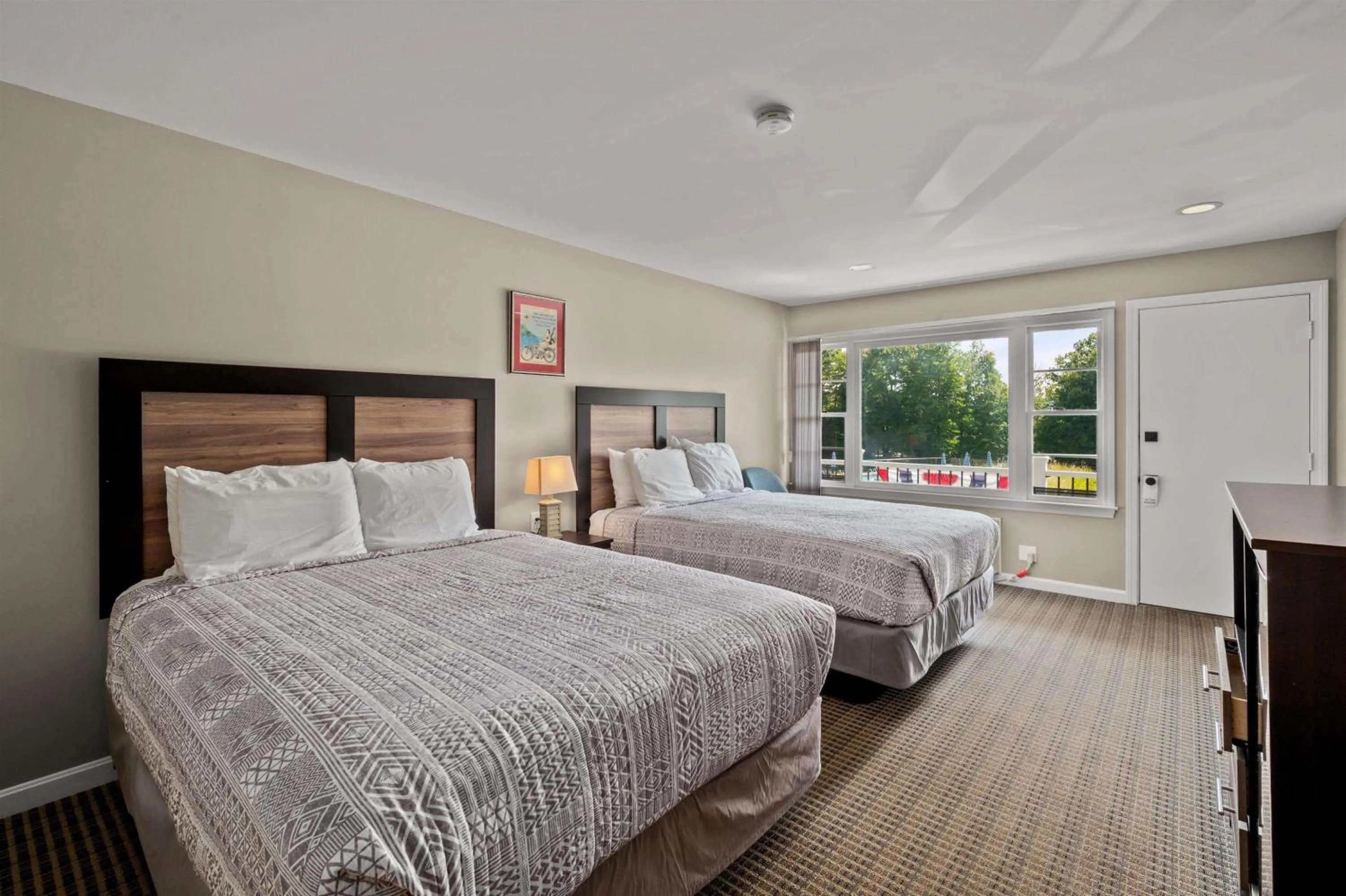 Property building, Bed in Grand View Resort