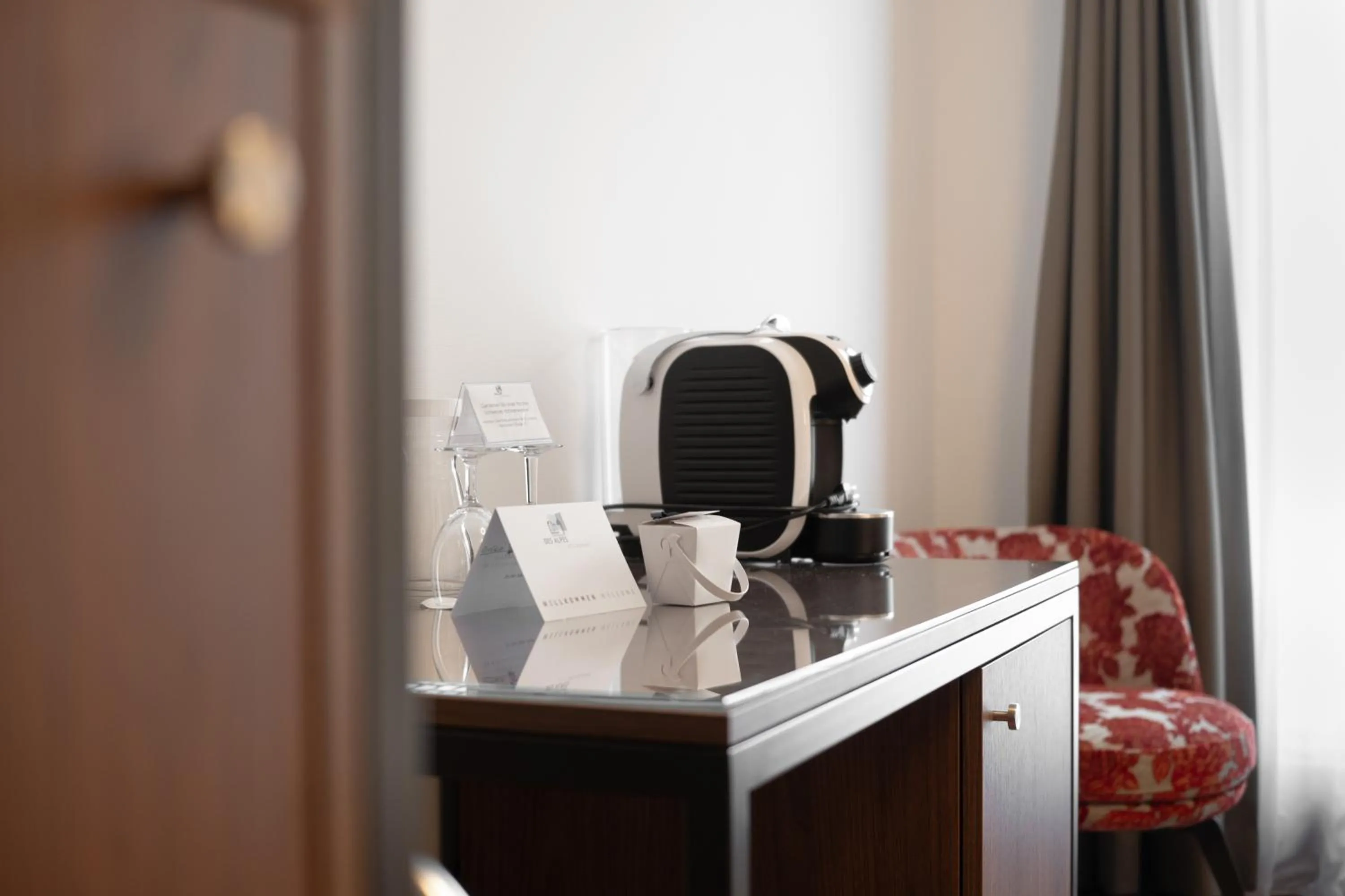 Bed in Hotel Des Alpes