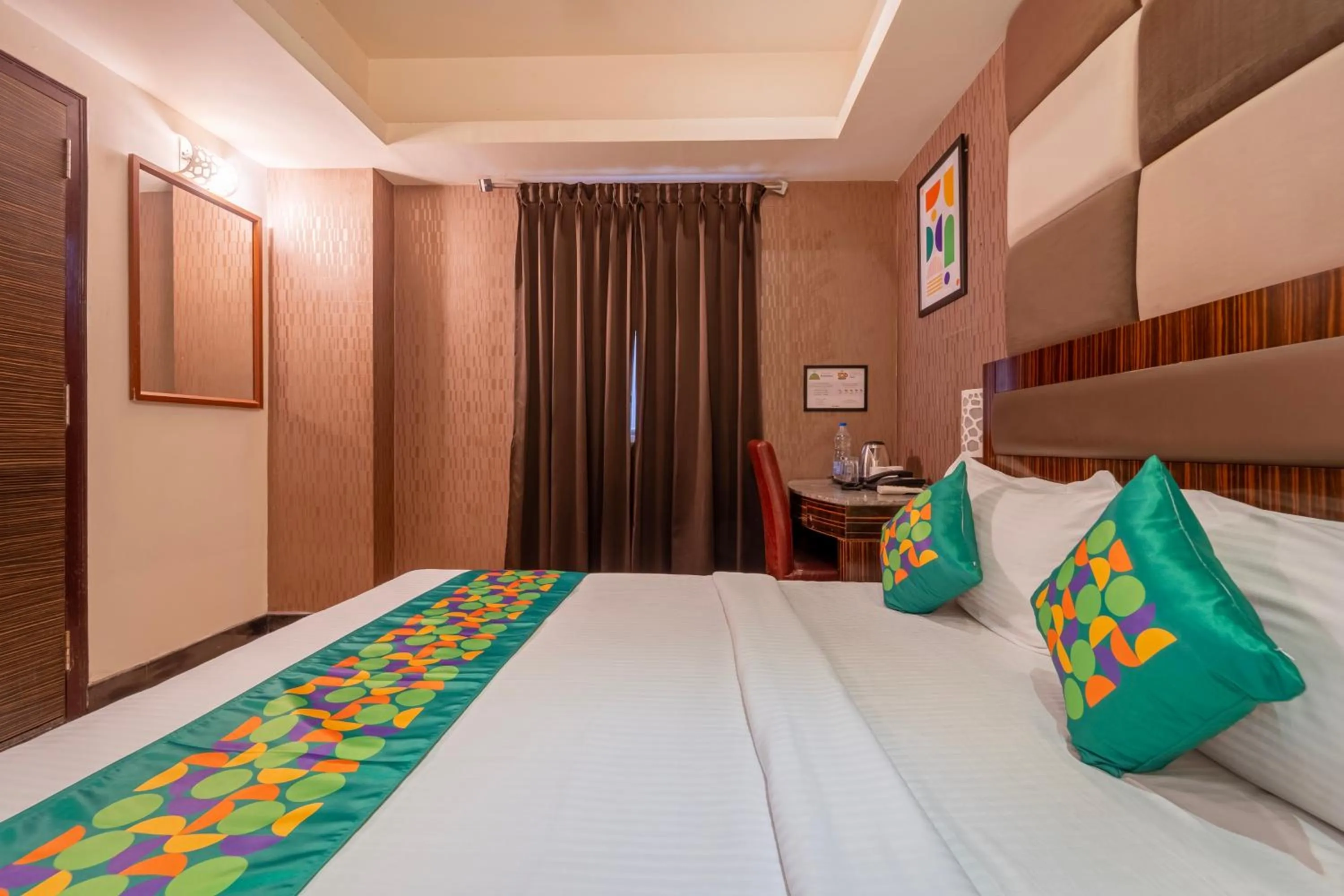 Bedroom, Bed in Treebo Venition Inn