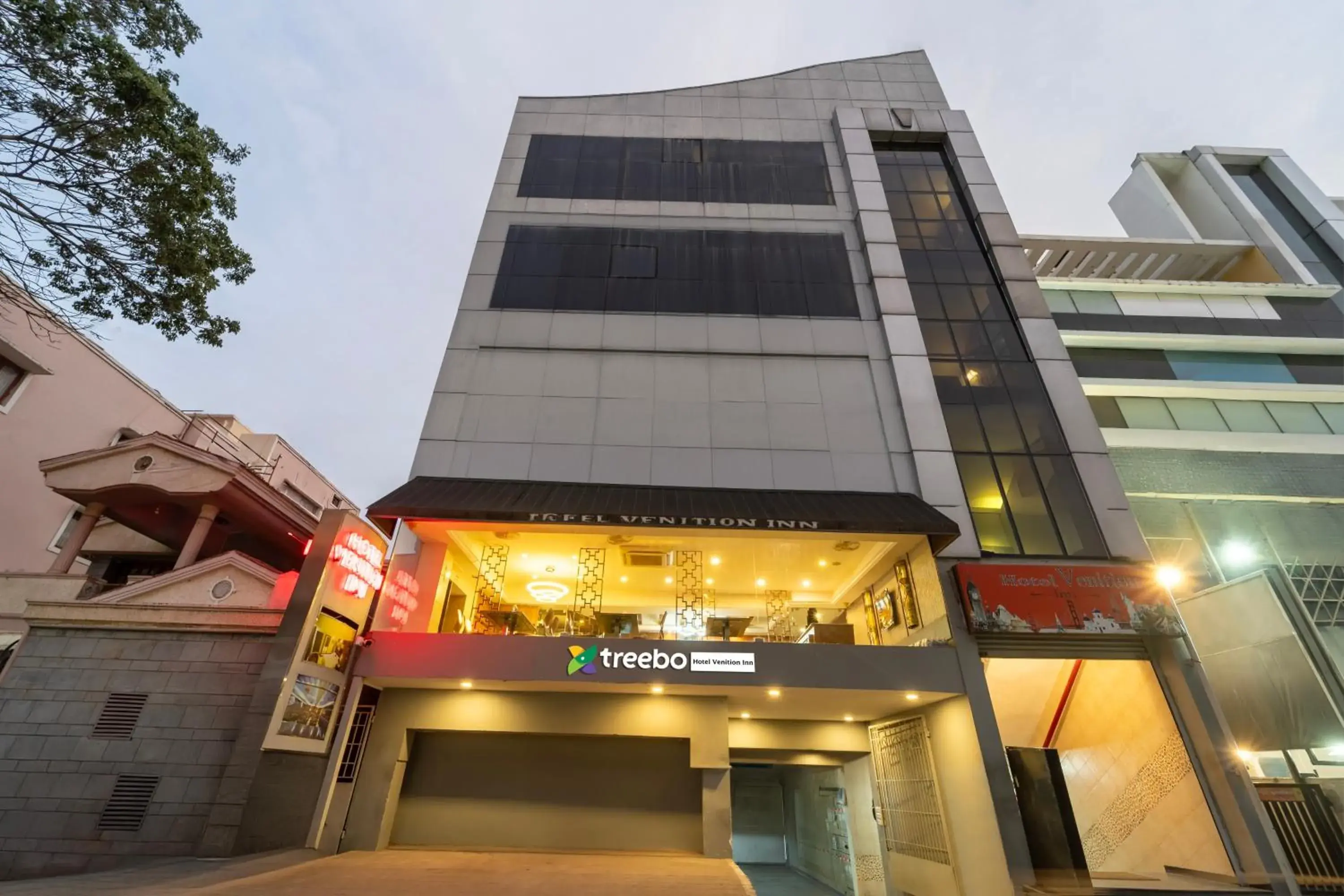 Property building in Treebo Venition Inn Property building in Treebo Venition Inn