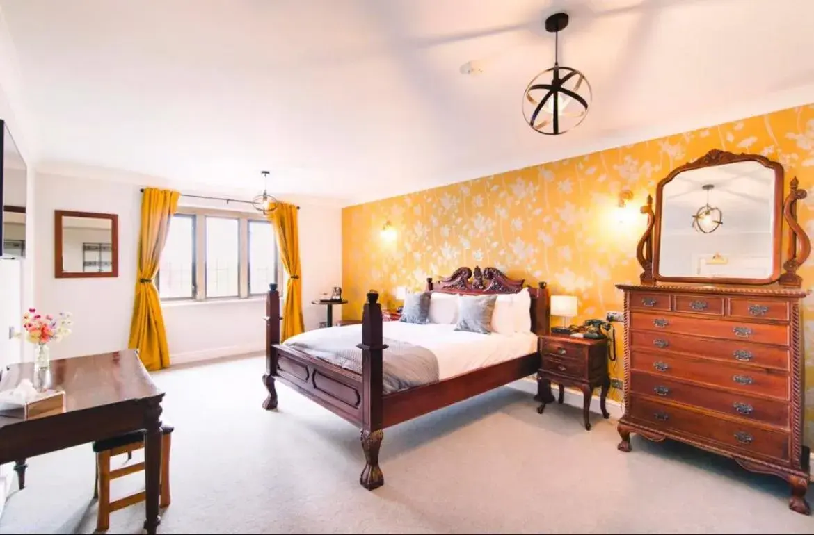 Bed in Cricklade House Hotel, Sure Hotel Collection by Best Western Bed in Cricklade House Hotel, Sure Hotel Collection by Best Western