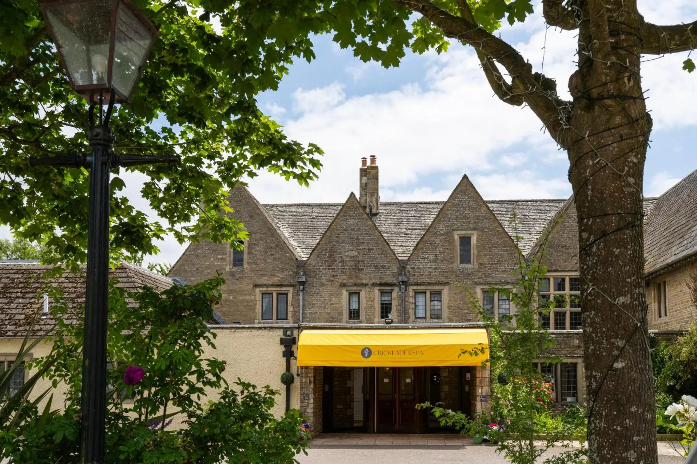 Property building in Cricklade House Hotel, Sure Hotel Collection by Best Western Property building in Cricklade House Hotel, Sure Hotel Collection by Best Western