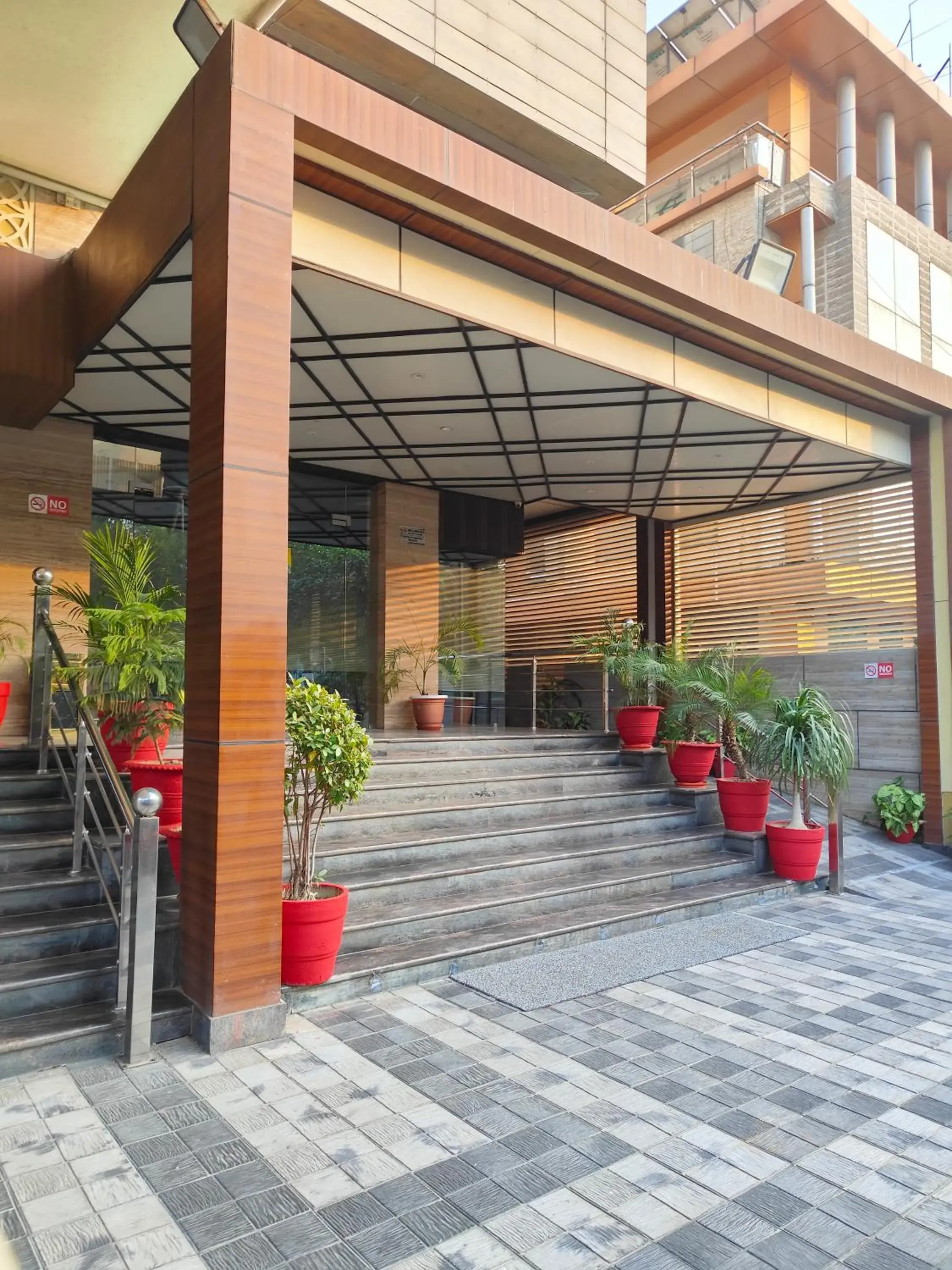 Facade/entrance in Pinnacle by Click Hotels, Lucknow Facade/entrance in Pinnacle by Click Hotels, Lucknow