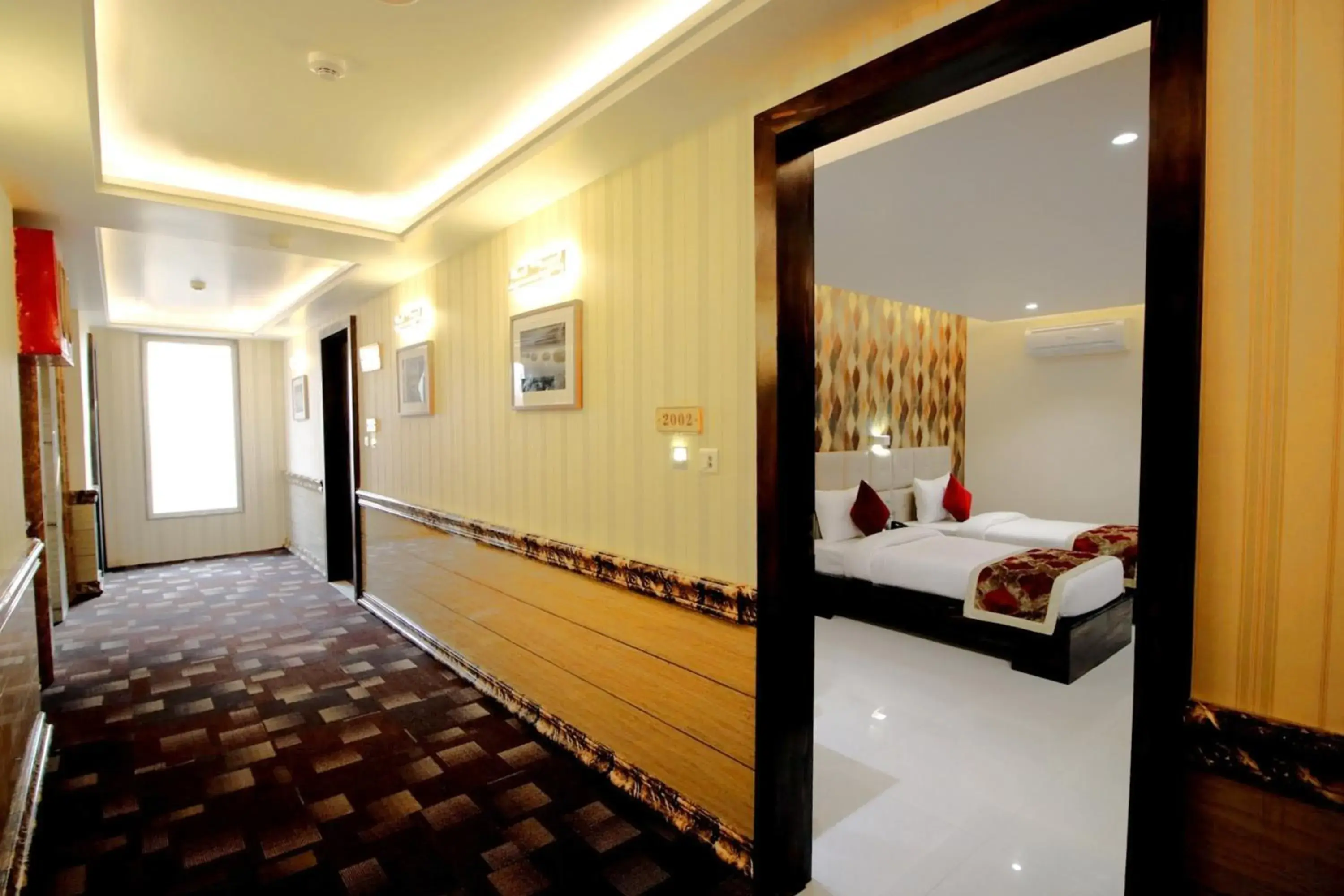 Floor plan, Bed in Pinnacle by Click Hotels, Lucknow Floor plan, Bed in Pinnacle by Click Hotels, Lucknow
