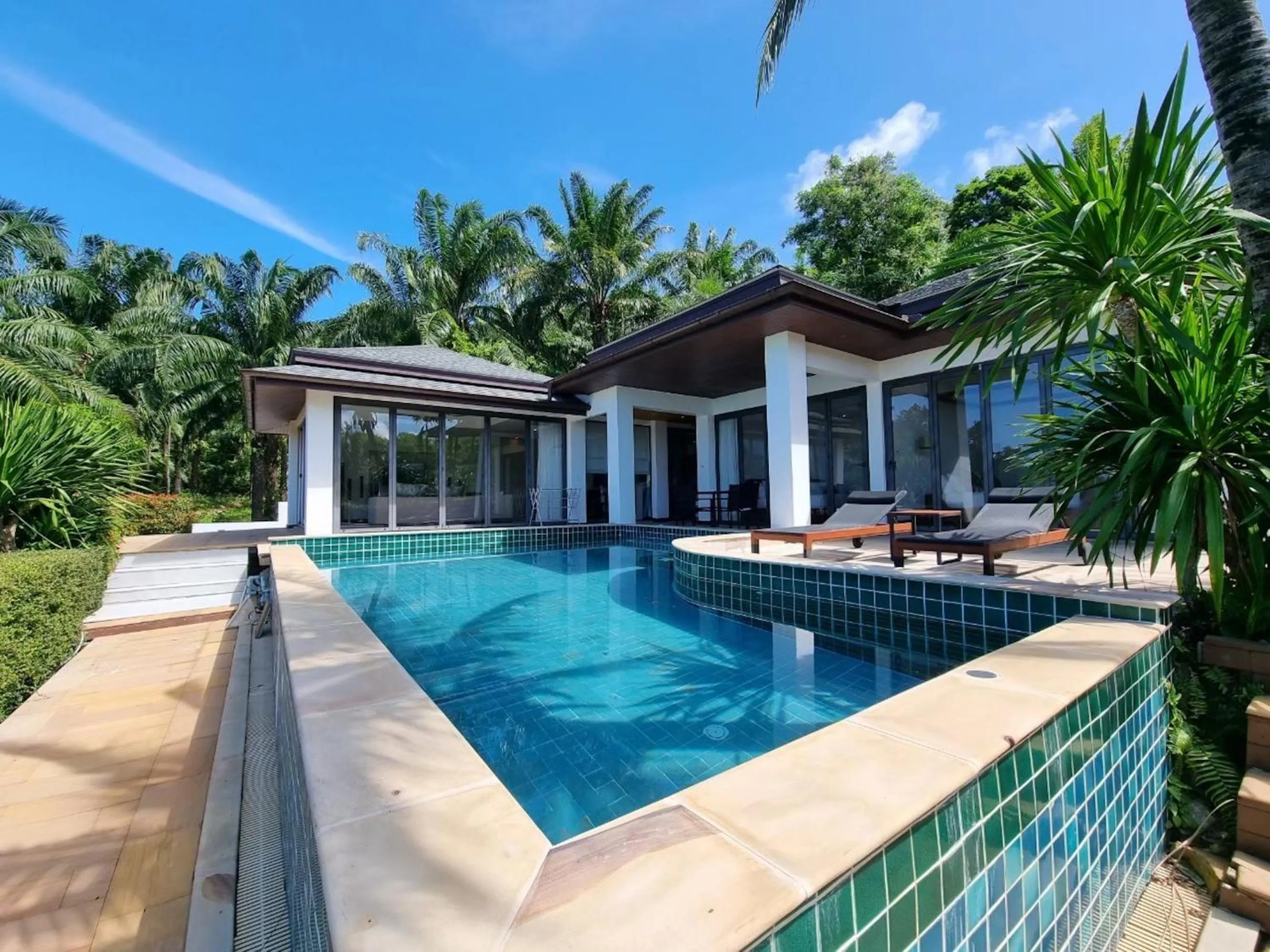 Property building in Baan Phukhao