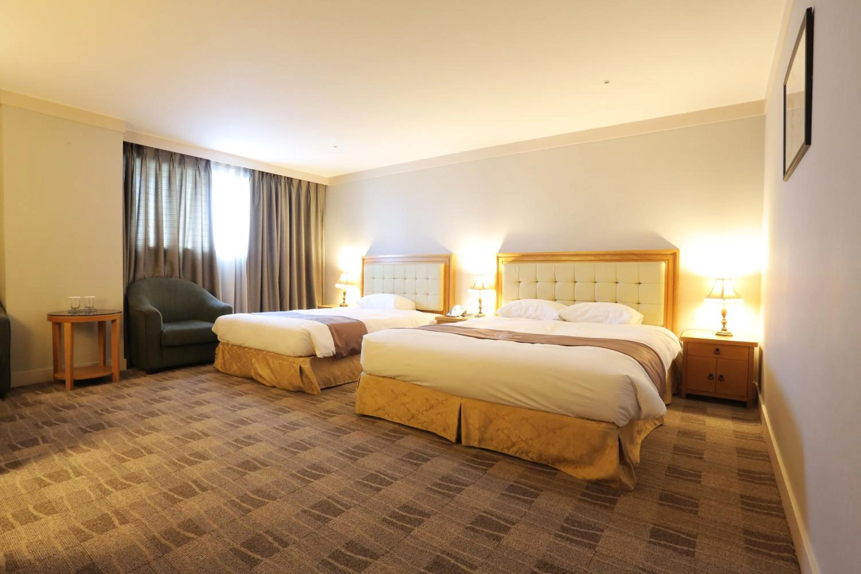 Bed in Daegu AW Hotel