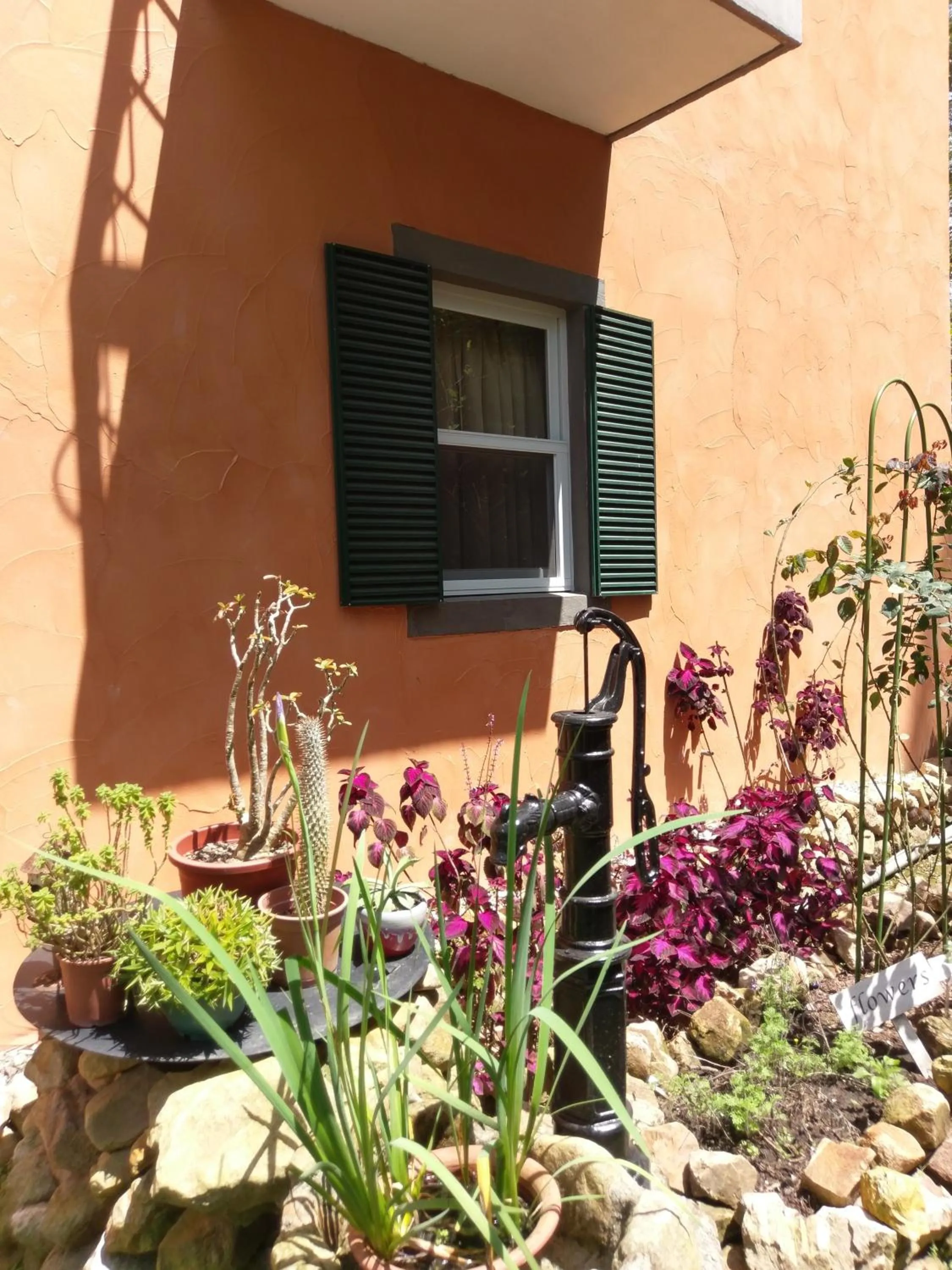 Property building in Bramasole B&B