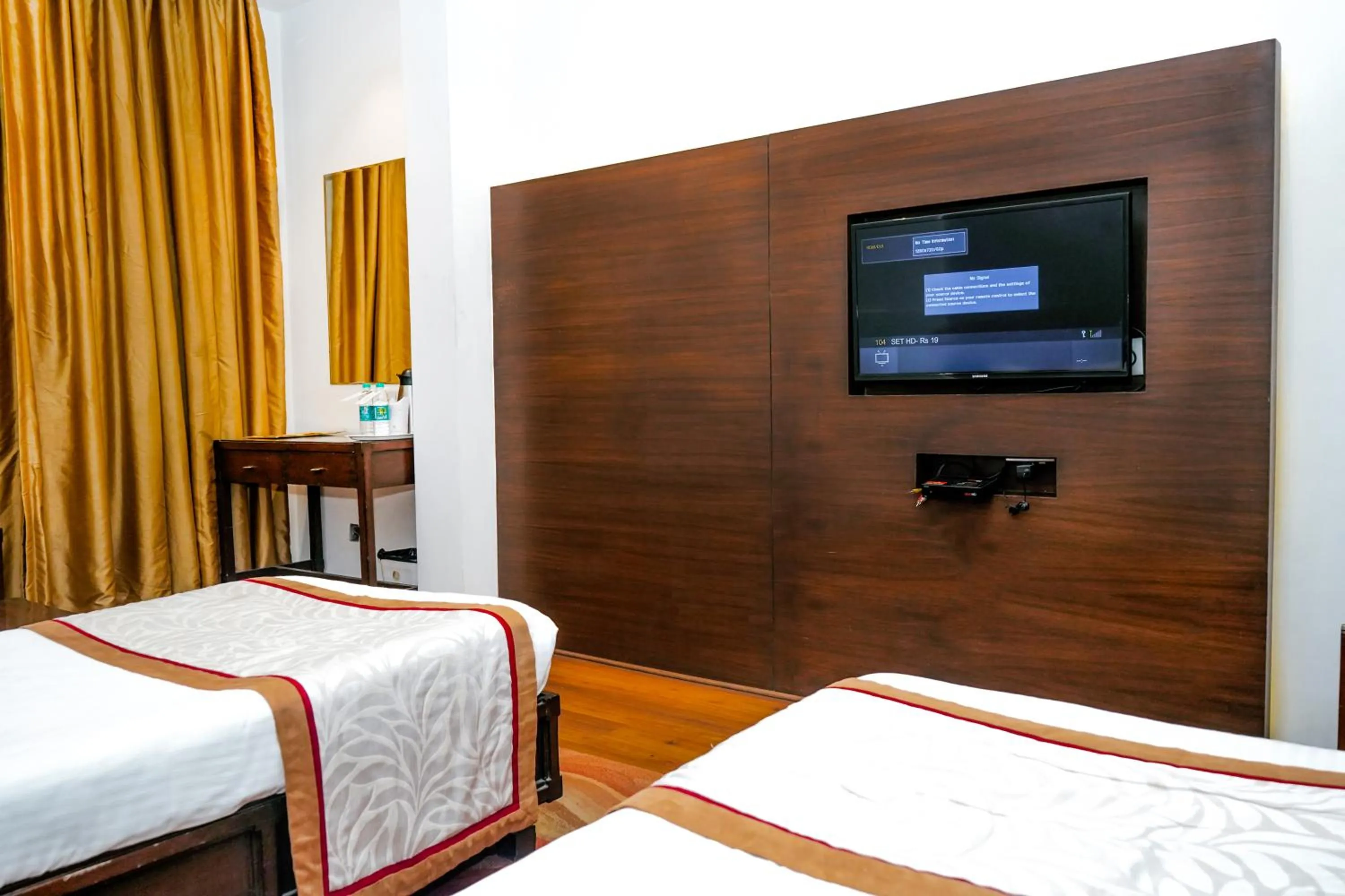 Photo of the whole room in Hotel Gwalior Regency