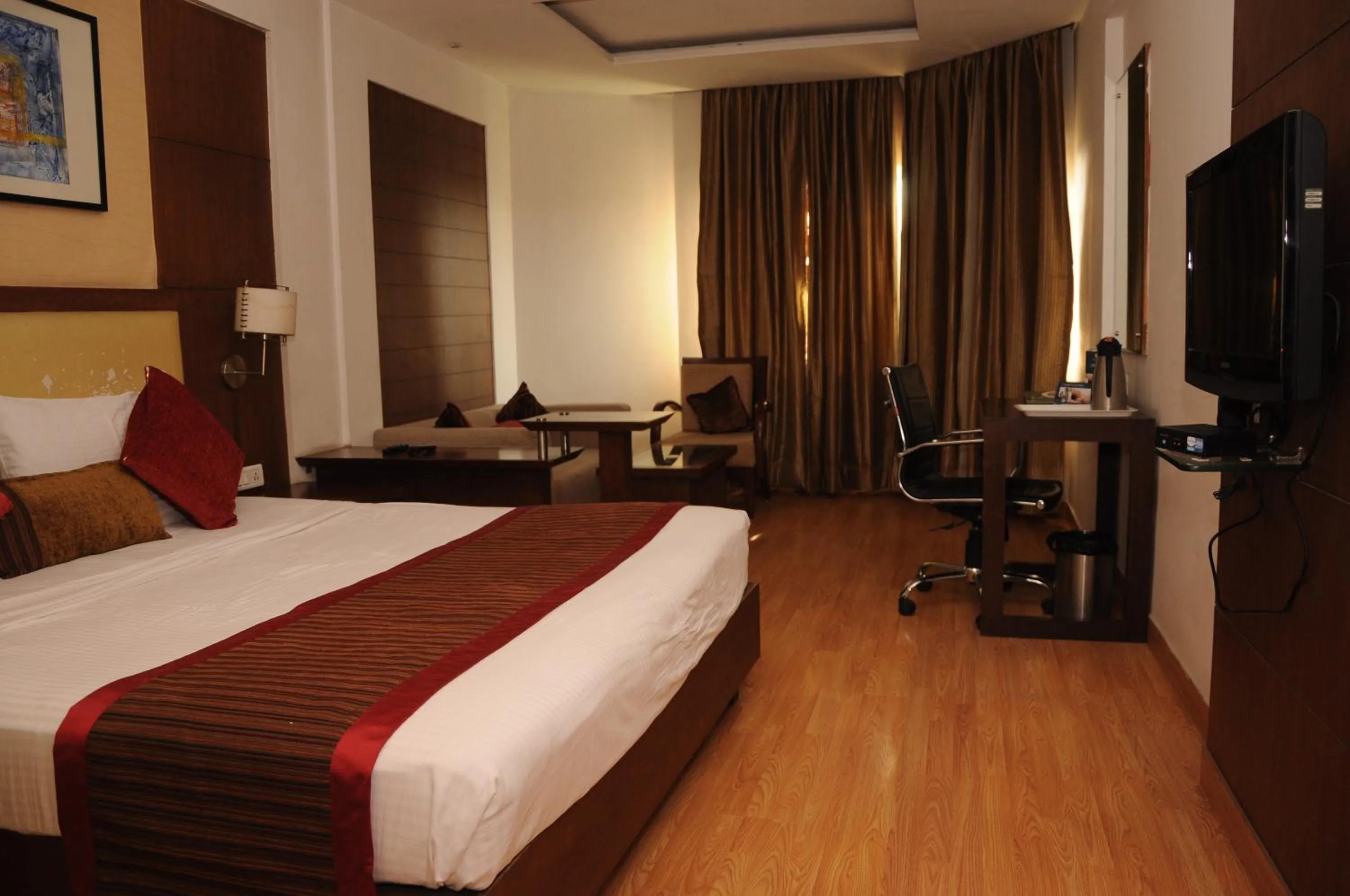 Bedroom in Hotel Gwalior Regency