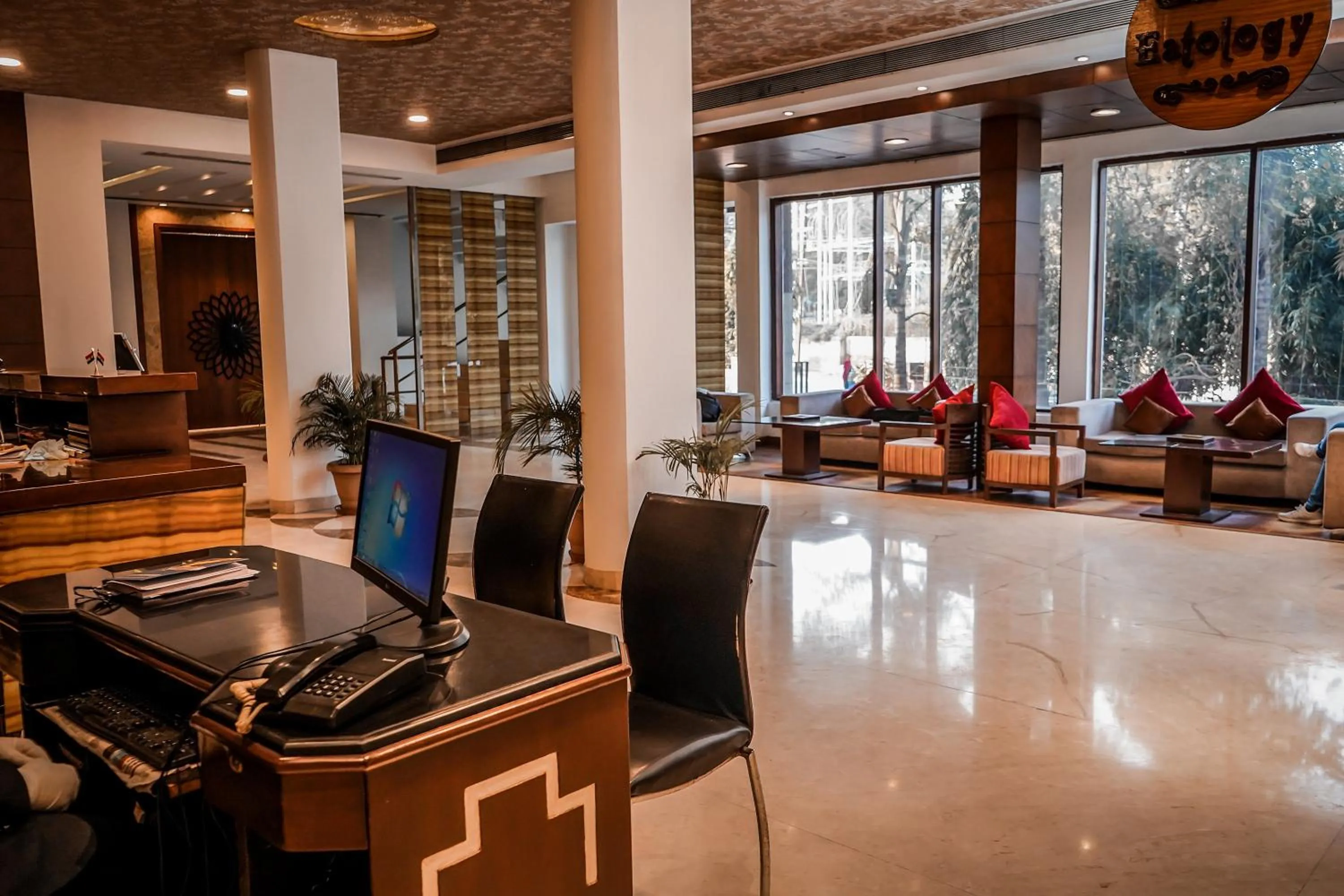 Lobby or reception in Hotel Gwalior Regency