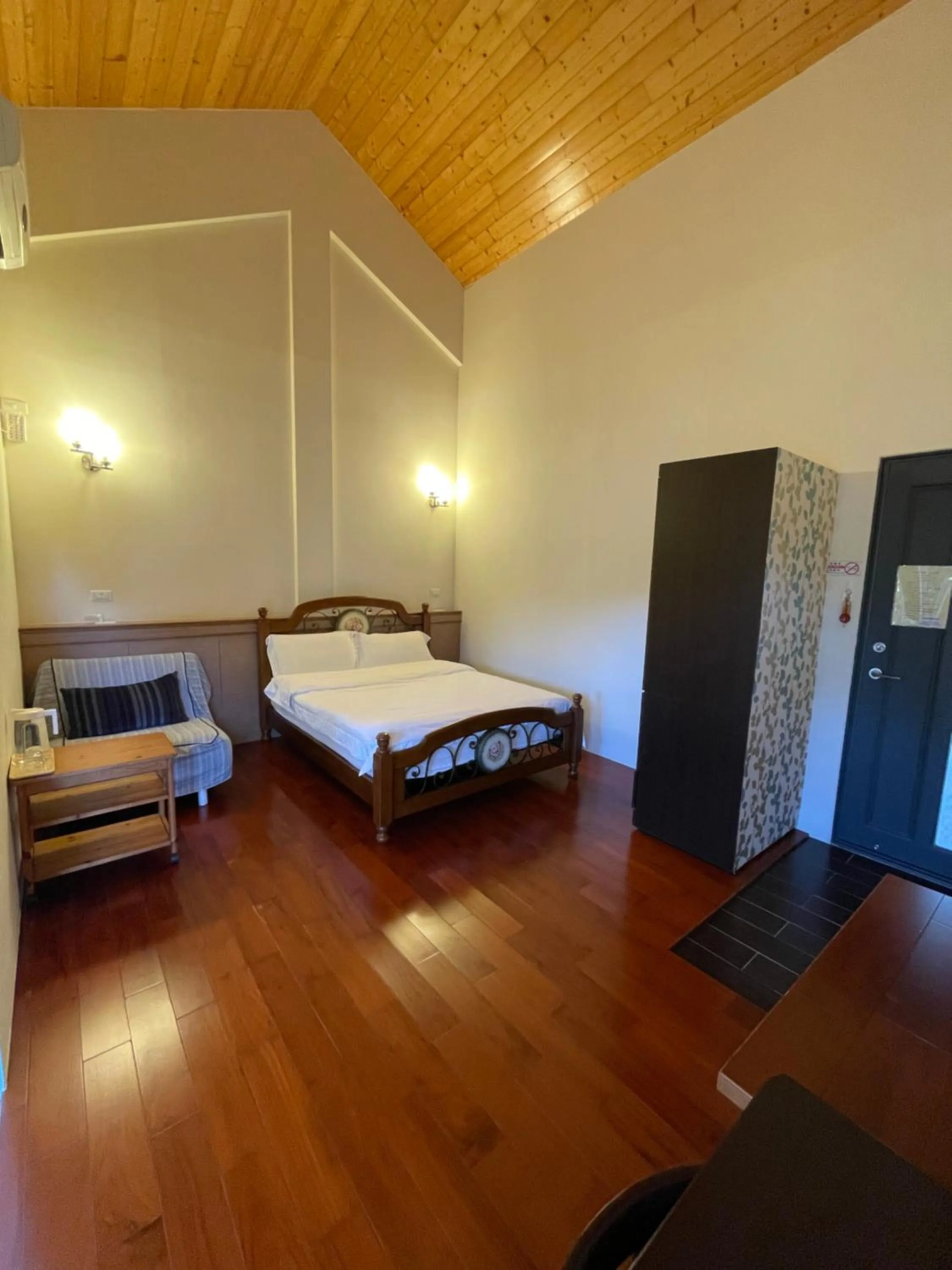 Bed in View on View B&B